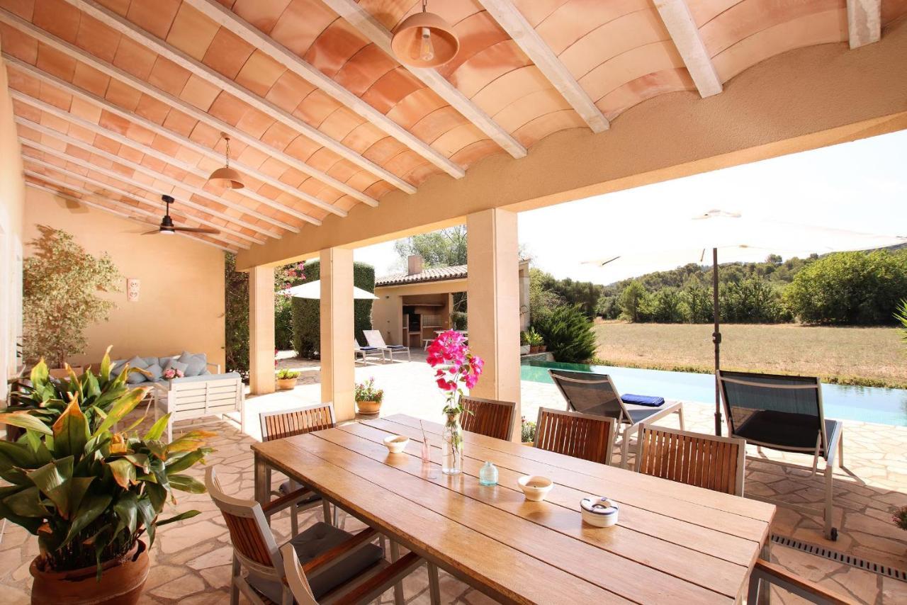 Mares Villa *