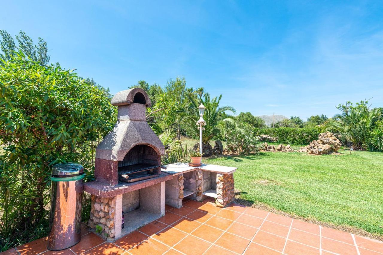 Lucas Villa