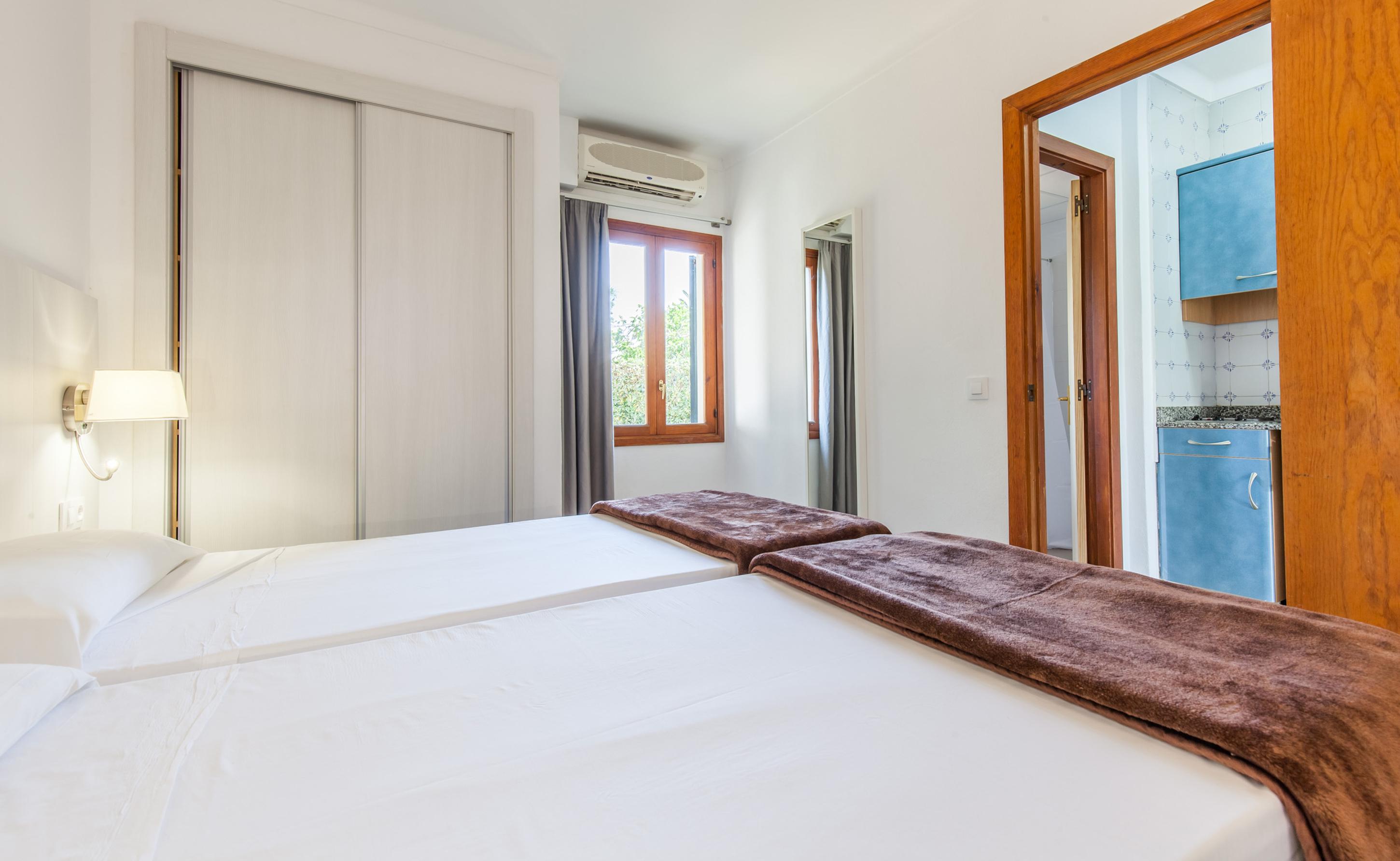 Blue Sea Ses Cases D'or Apartahotel