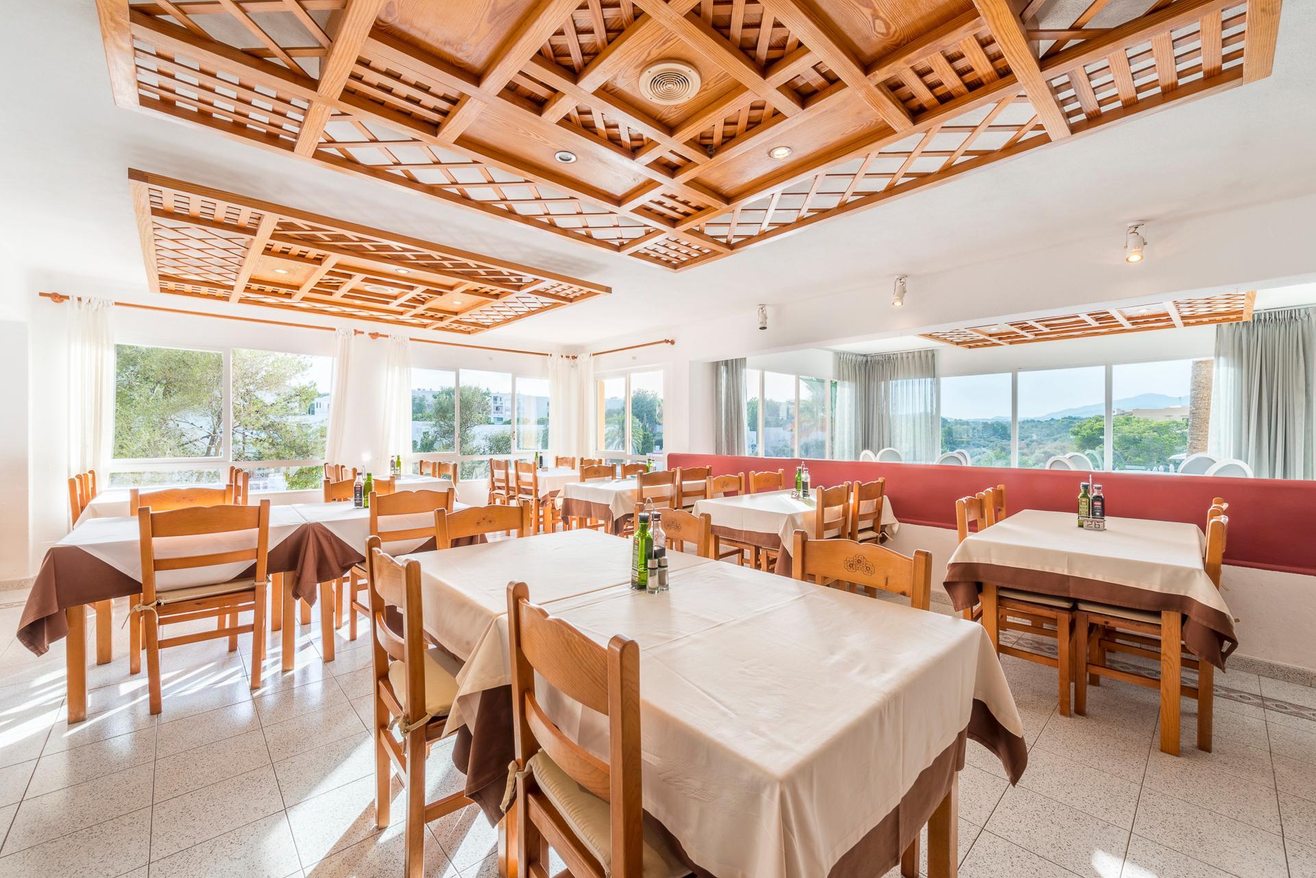 Apartahotel Playa Ferrera