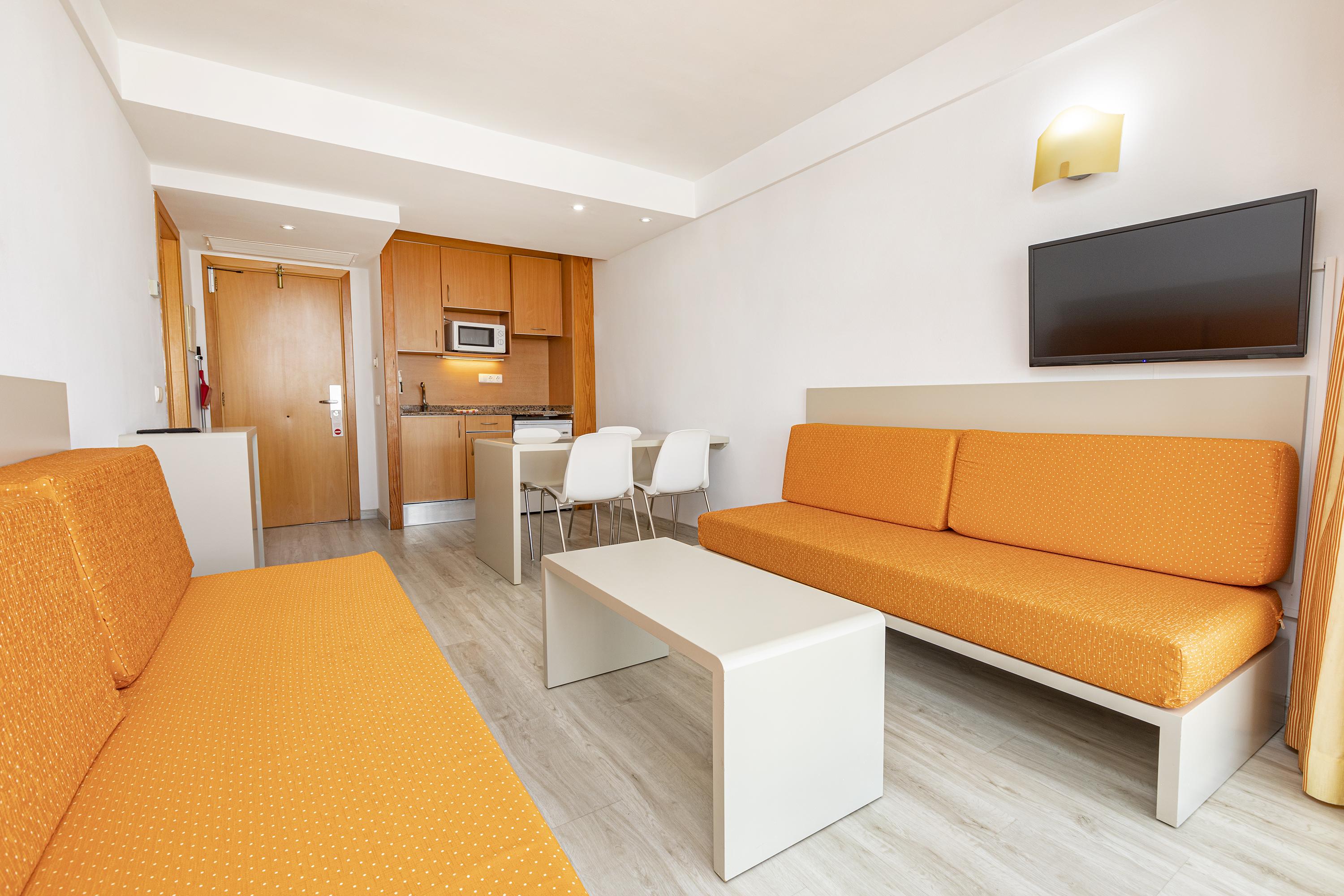 Playa Apartahotel 3*