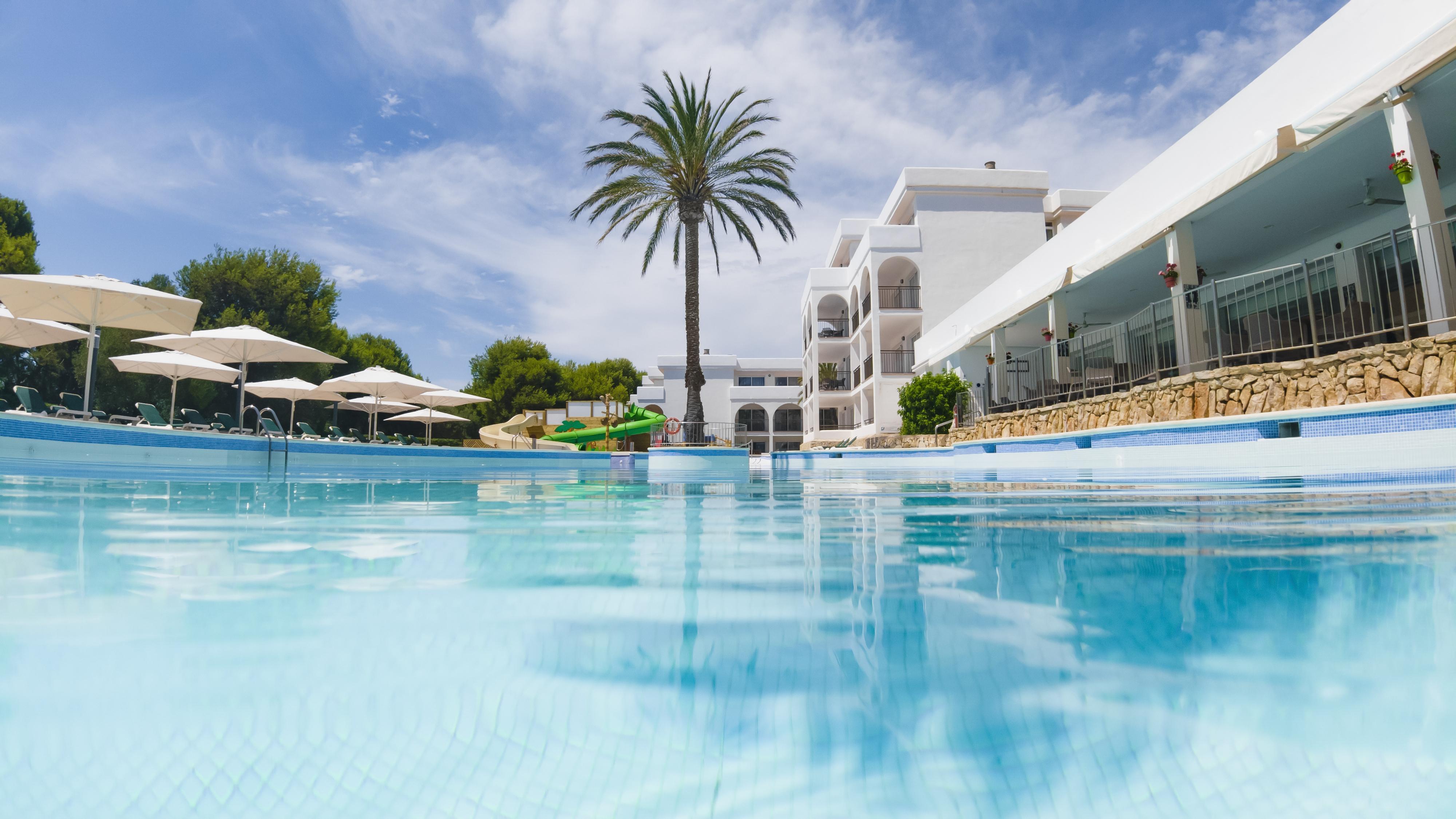 Playa Apartahotel 3*