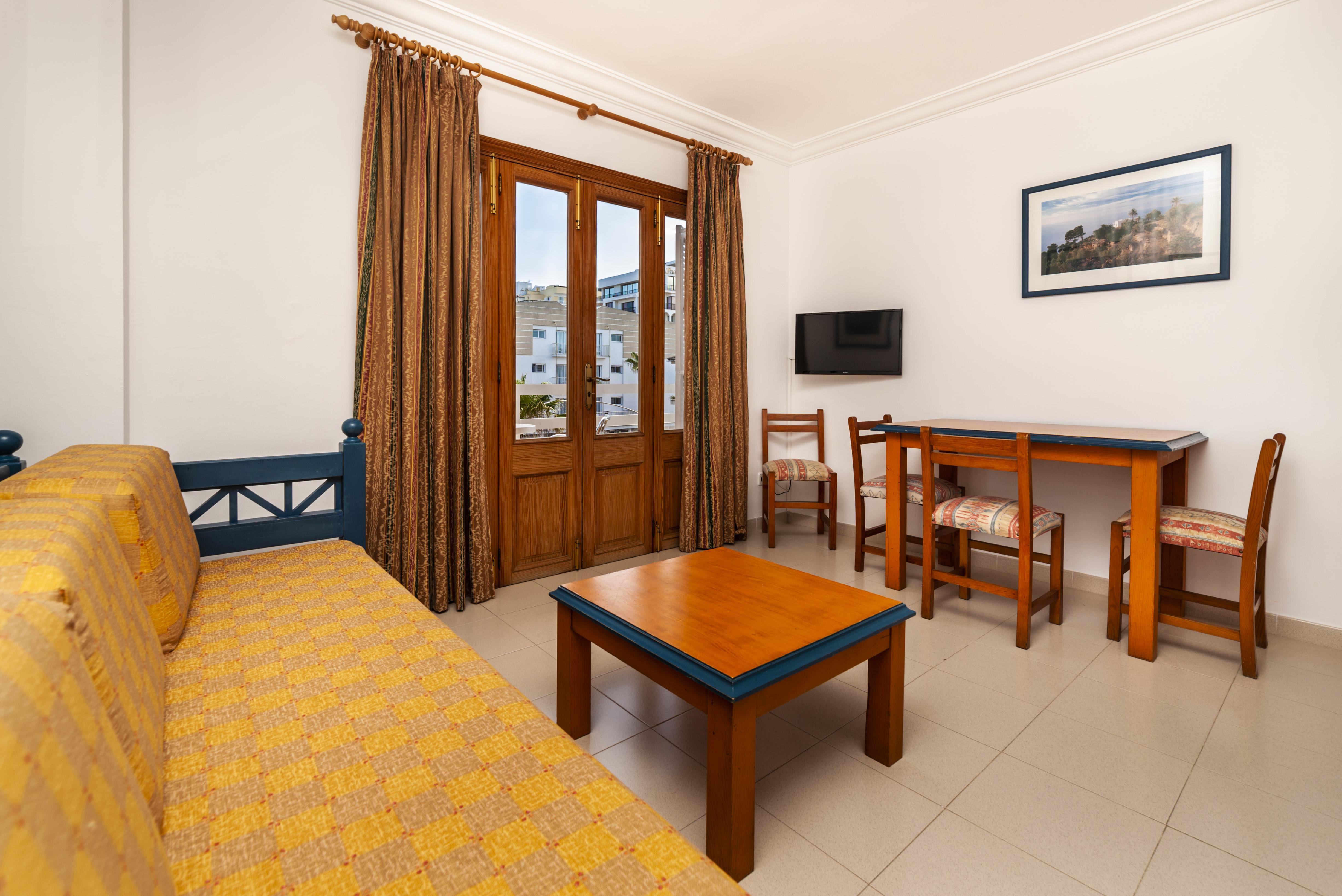 Apts. Charly's 5* Can Picafort (Mallorca)