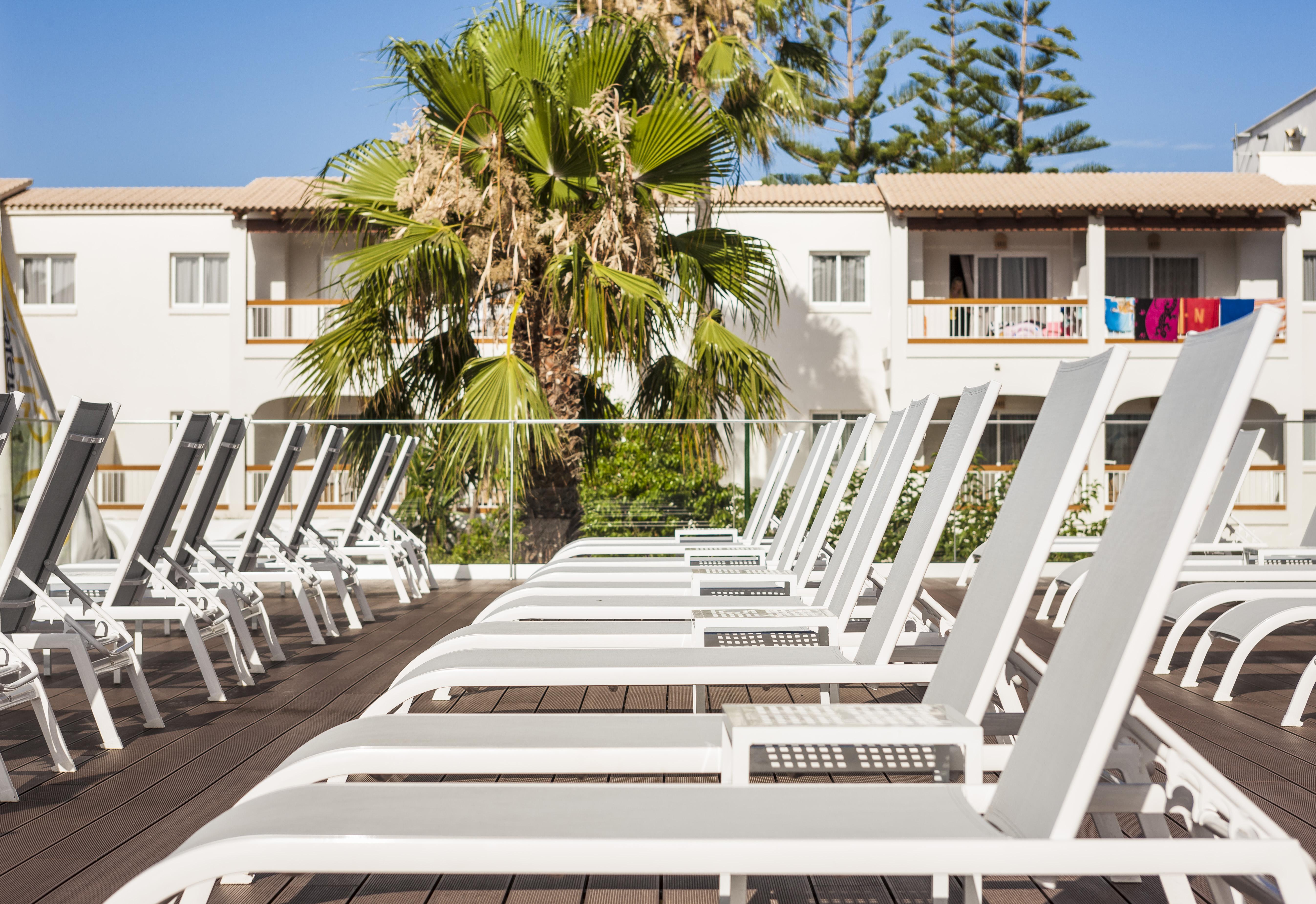 Globales Condes De Alcudia 3*