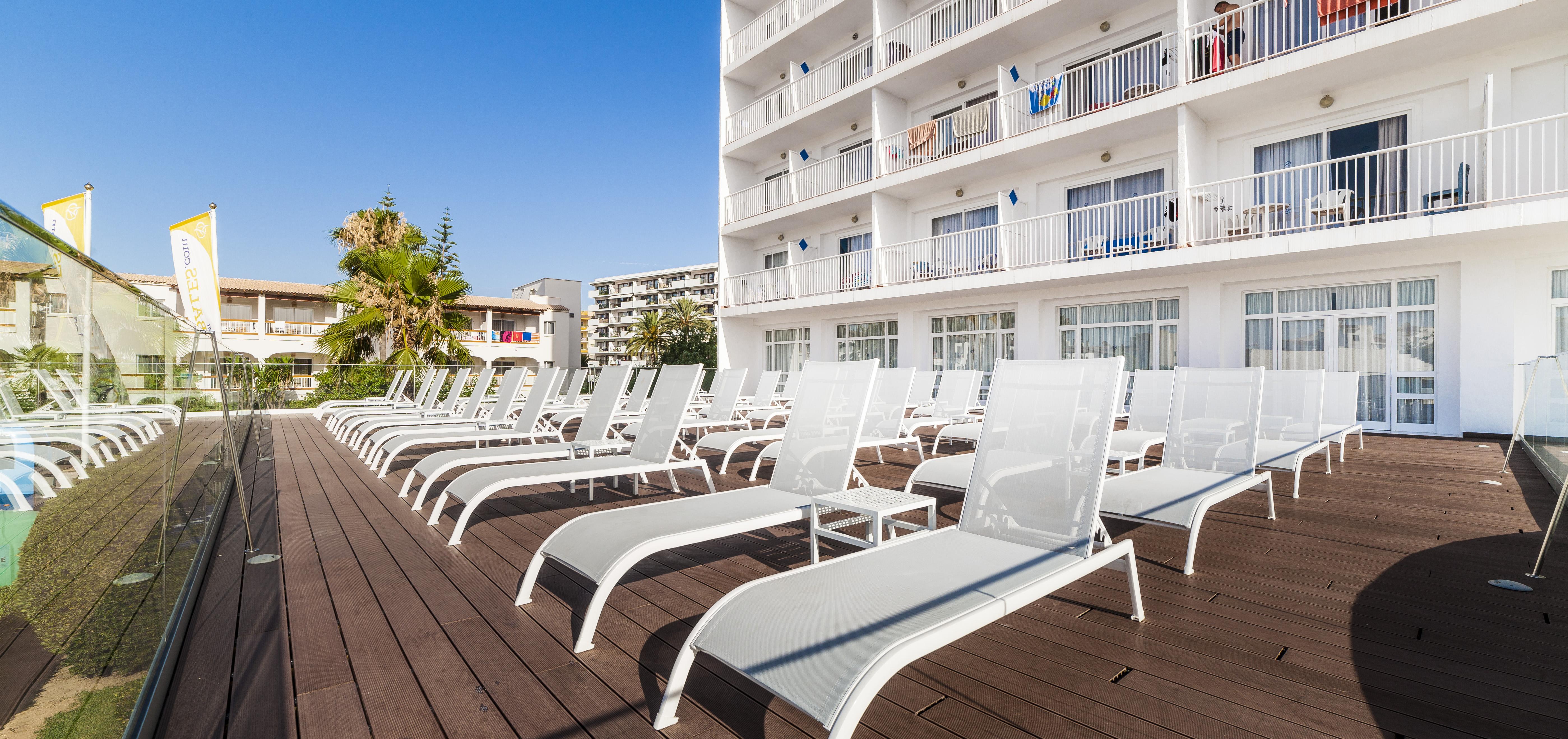 Globales Condes De Alcudia Hotel