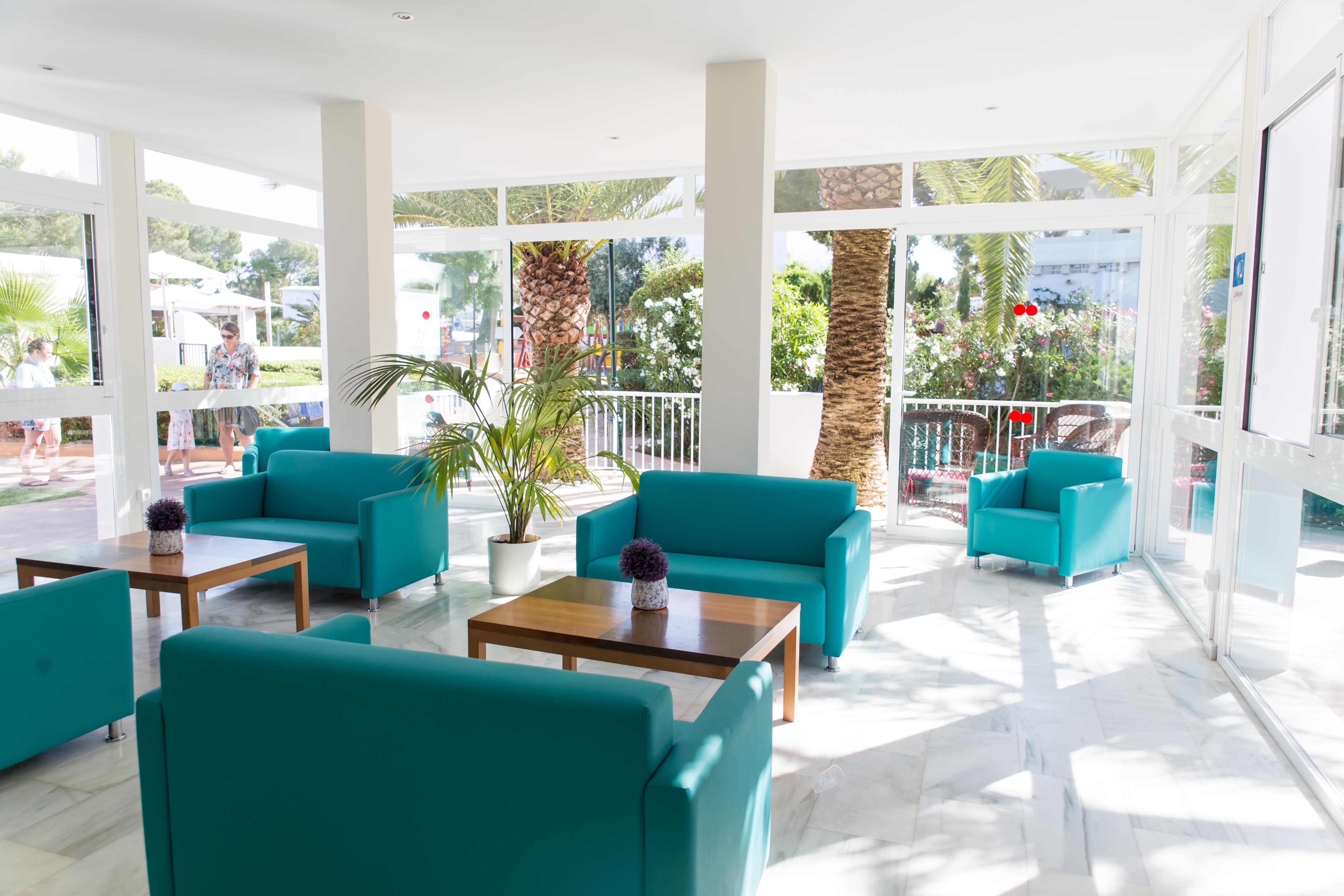 Apartahotel Club Es Talaial 3*