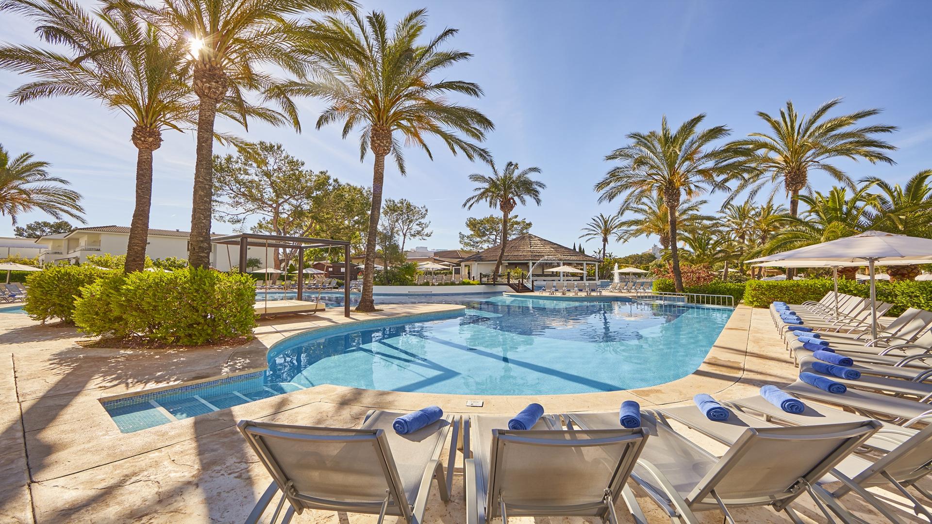 Prinsotel La Dorada - 4* Sup Apartahotel 4*