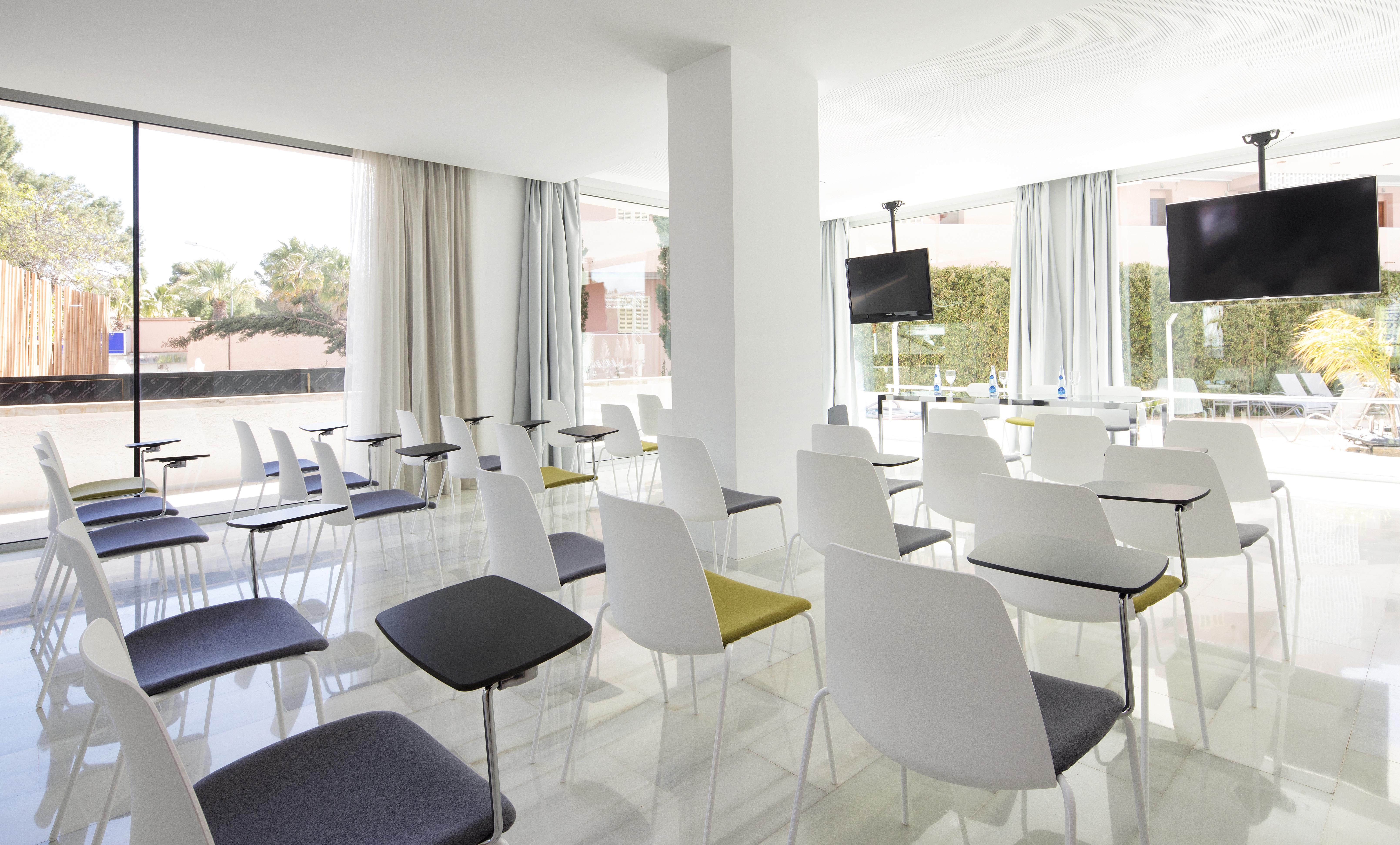 Js Alcudi-mar Hotel 4*