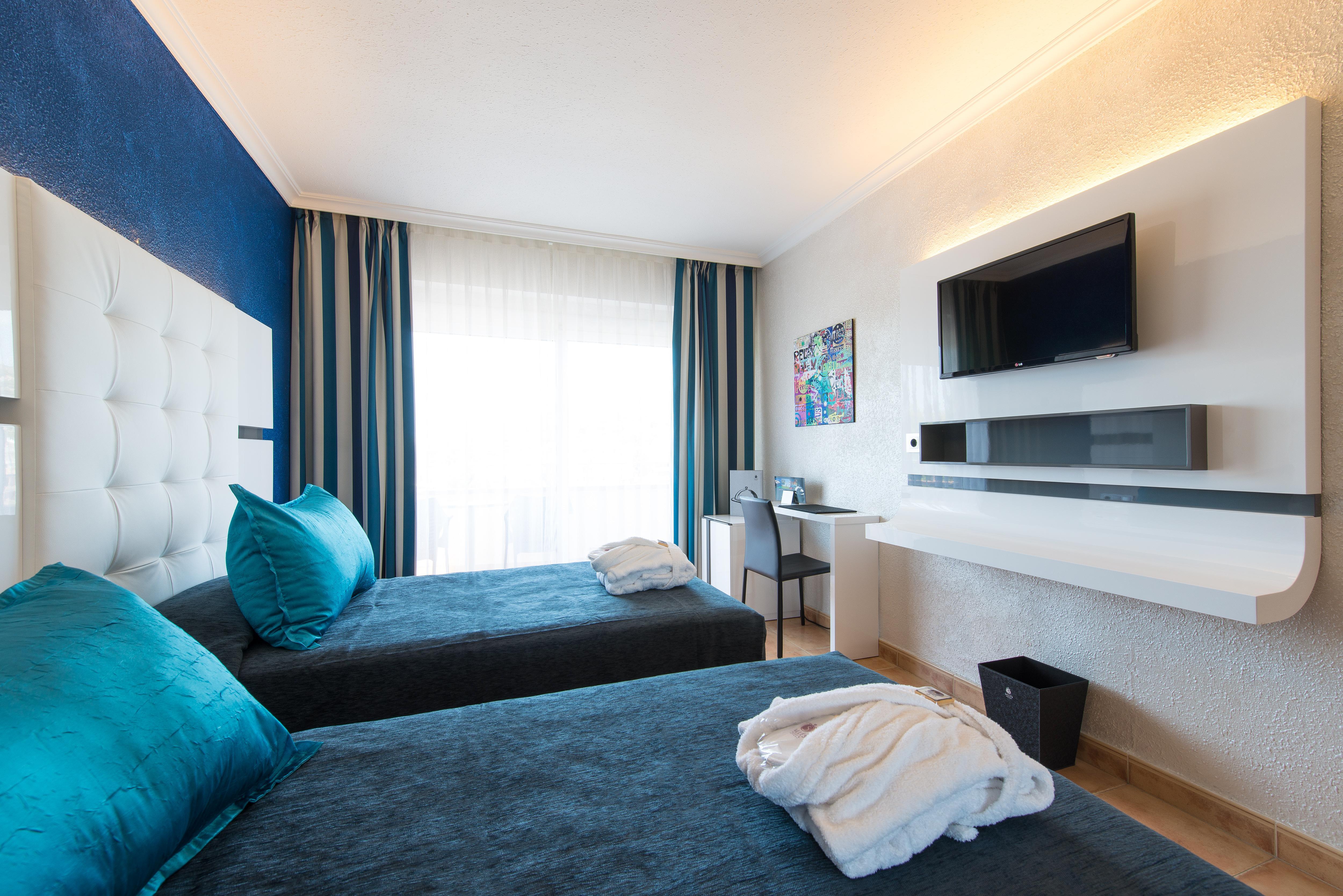 Salles Marina Portals Hotel 4*