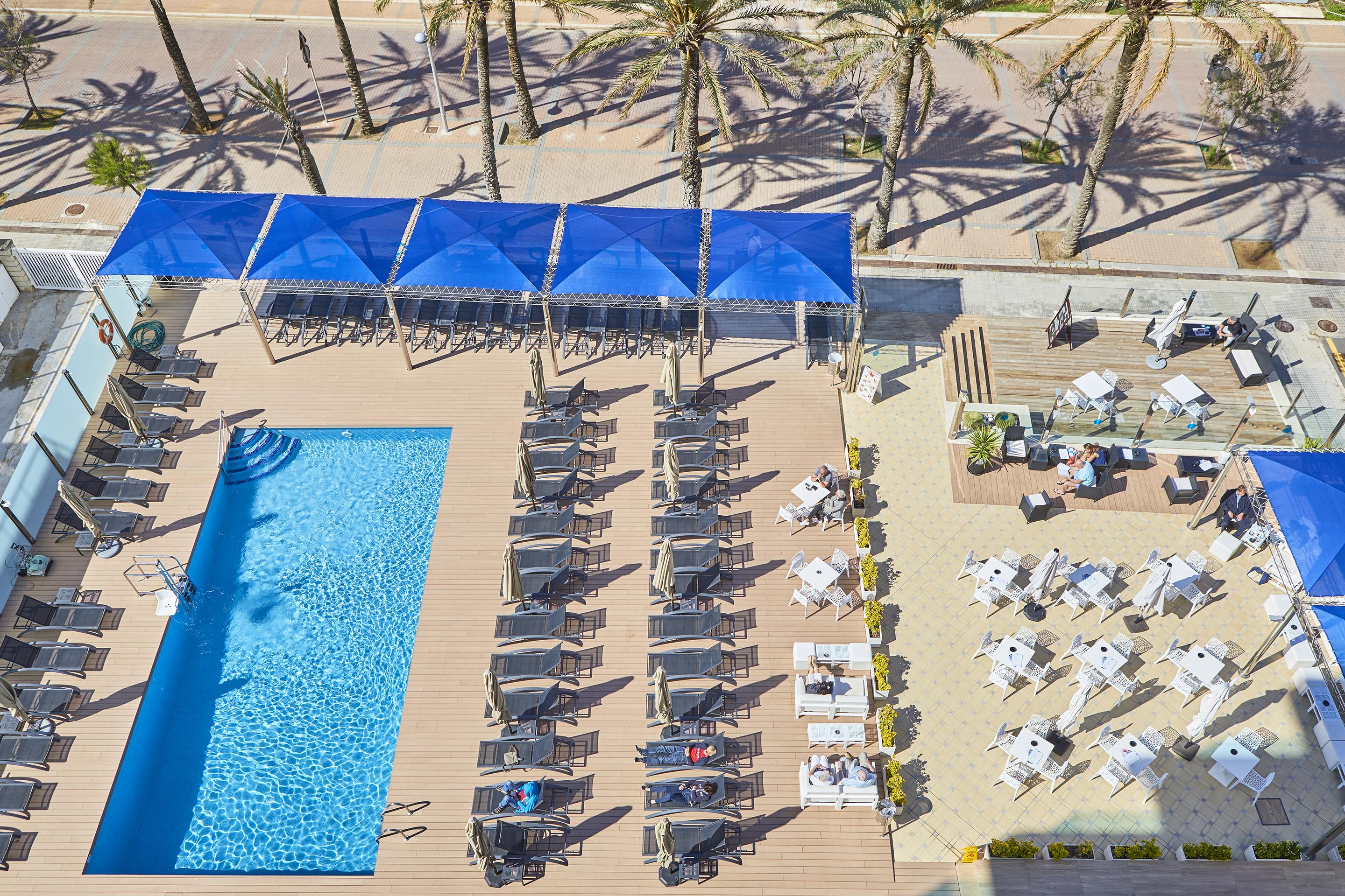 Negresco - Adults Only
