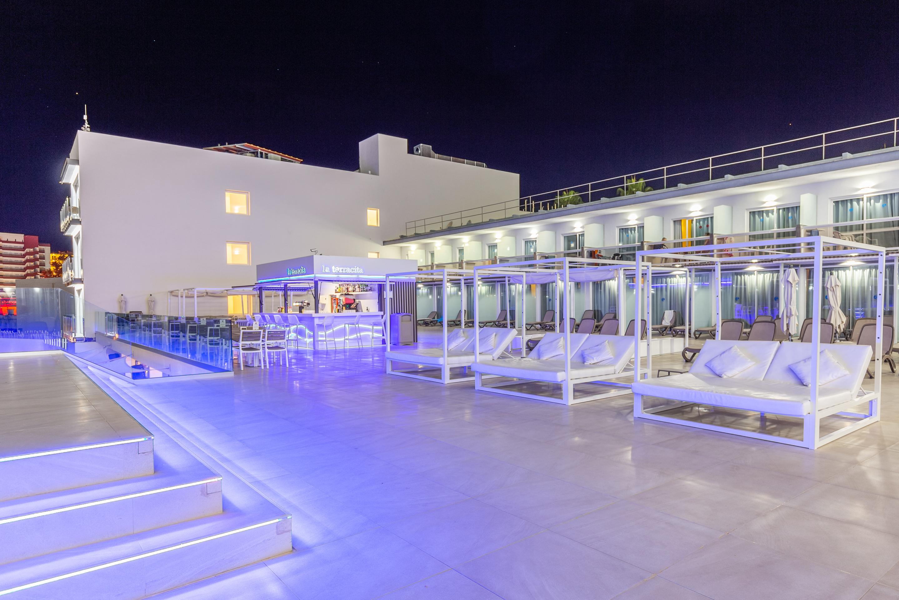 Hotel Samos 4*