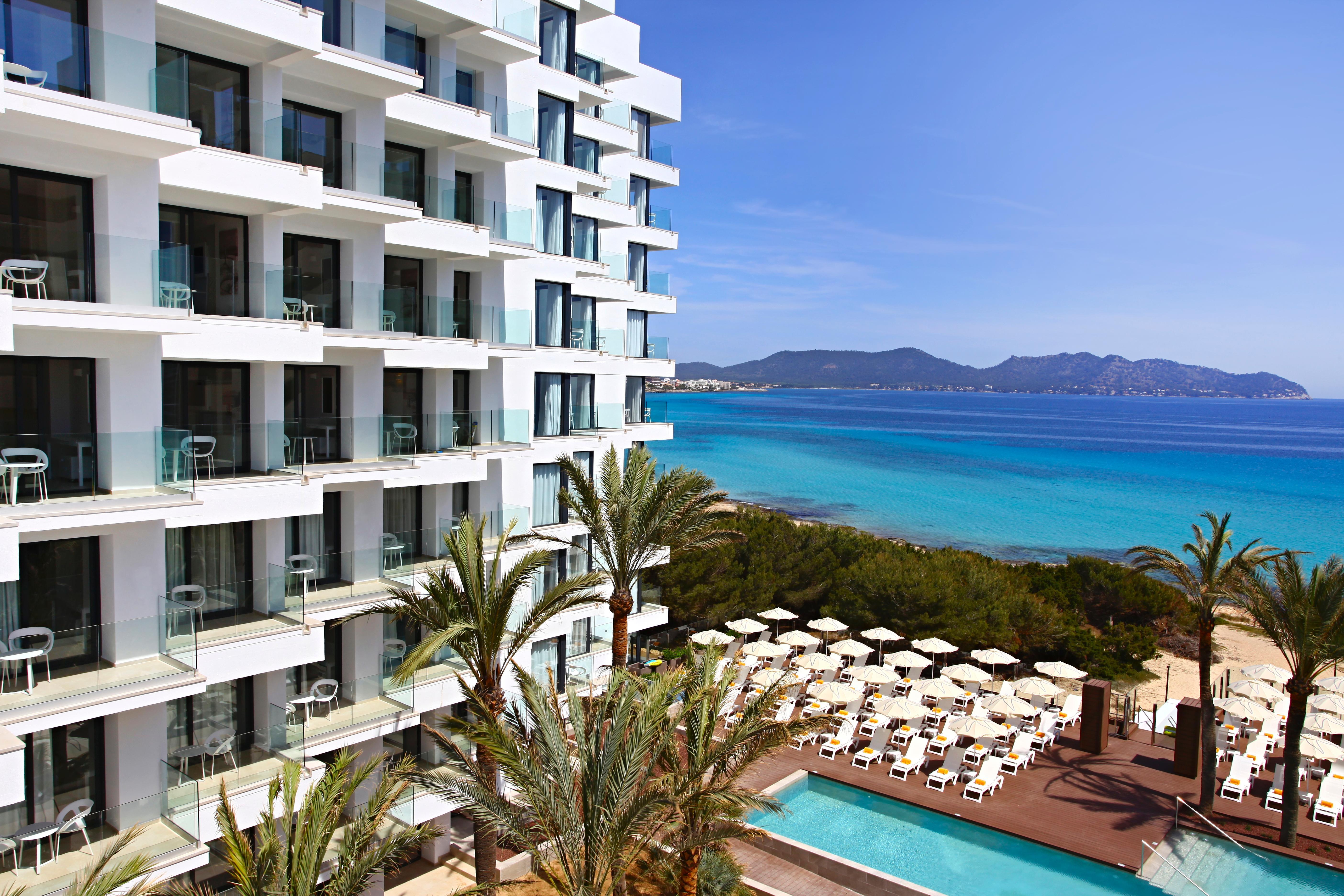 Iberostar Waves Cala Millor - Adults Only Hotel