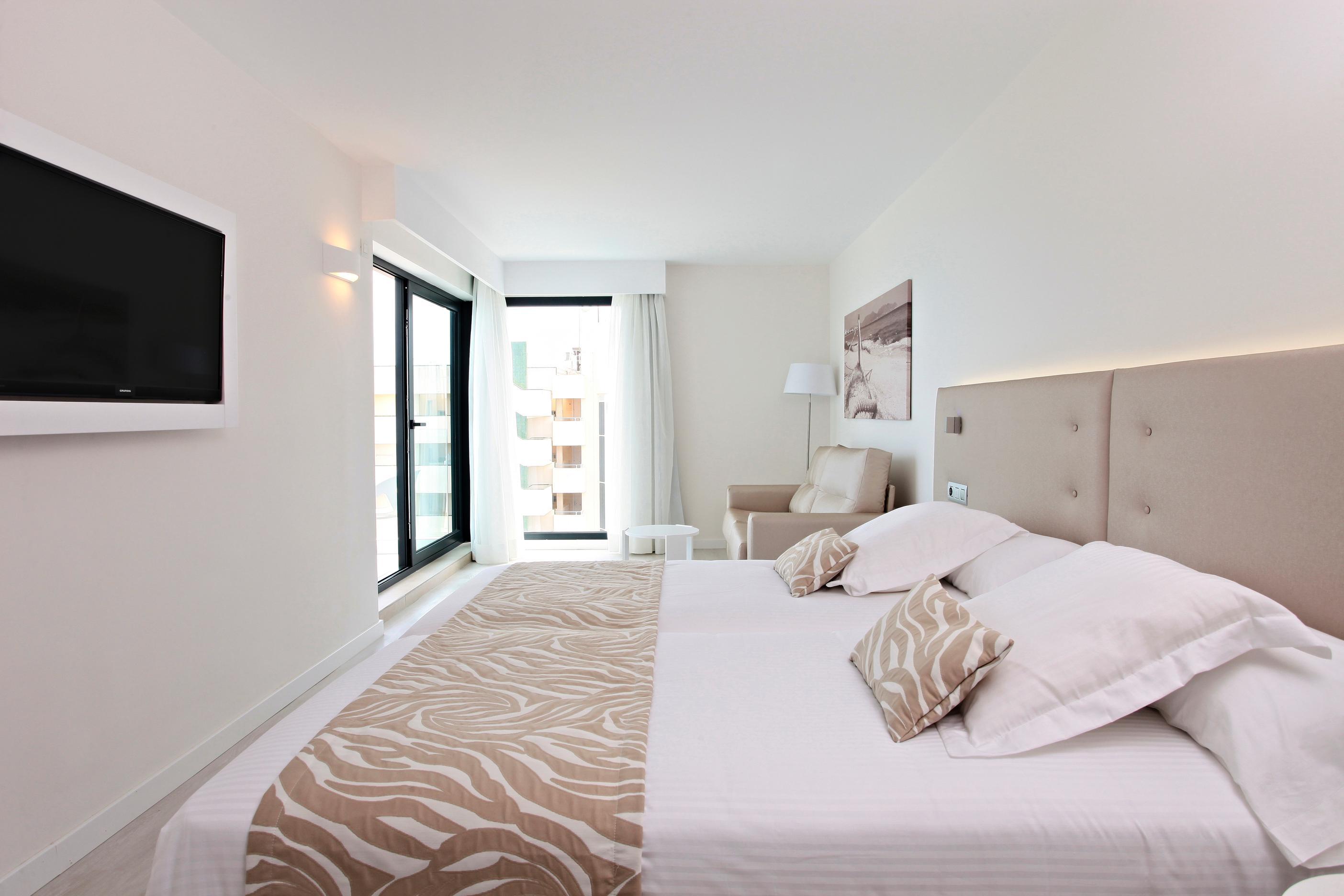 Iberostar Waves Cala Millor - Adults Only Hotel 4*