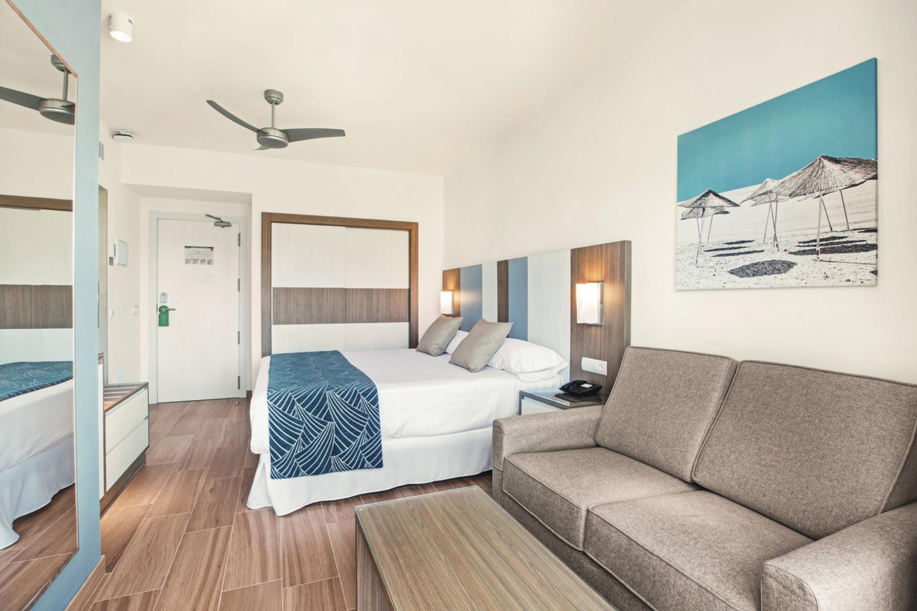 Hotel Riu Festival 4*