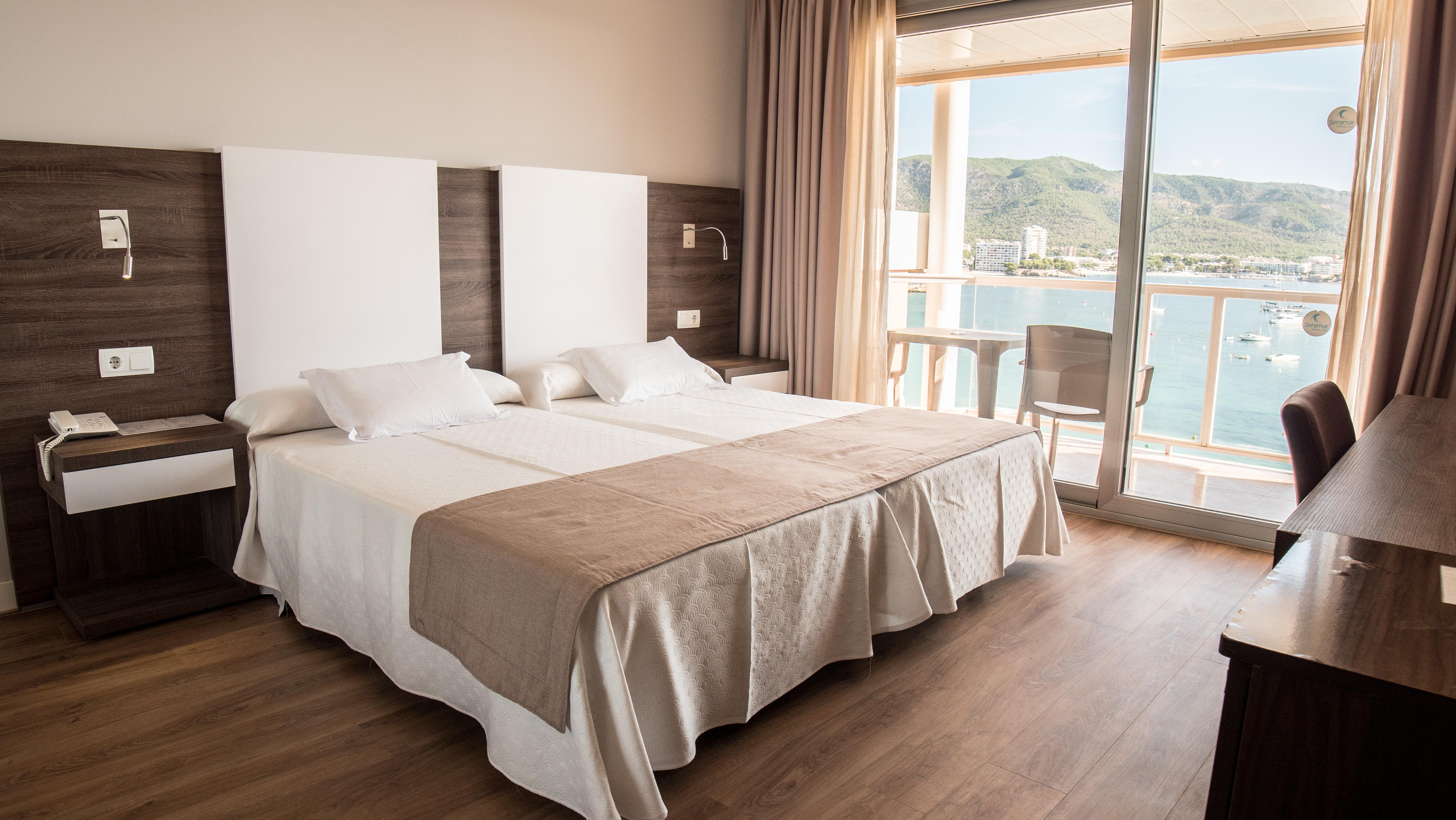 Hotel Seramar Comodoro Playa 4*