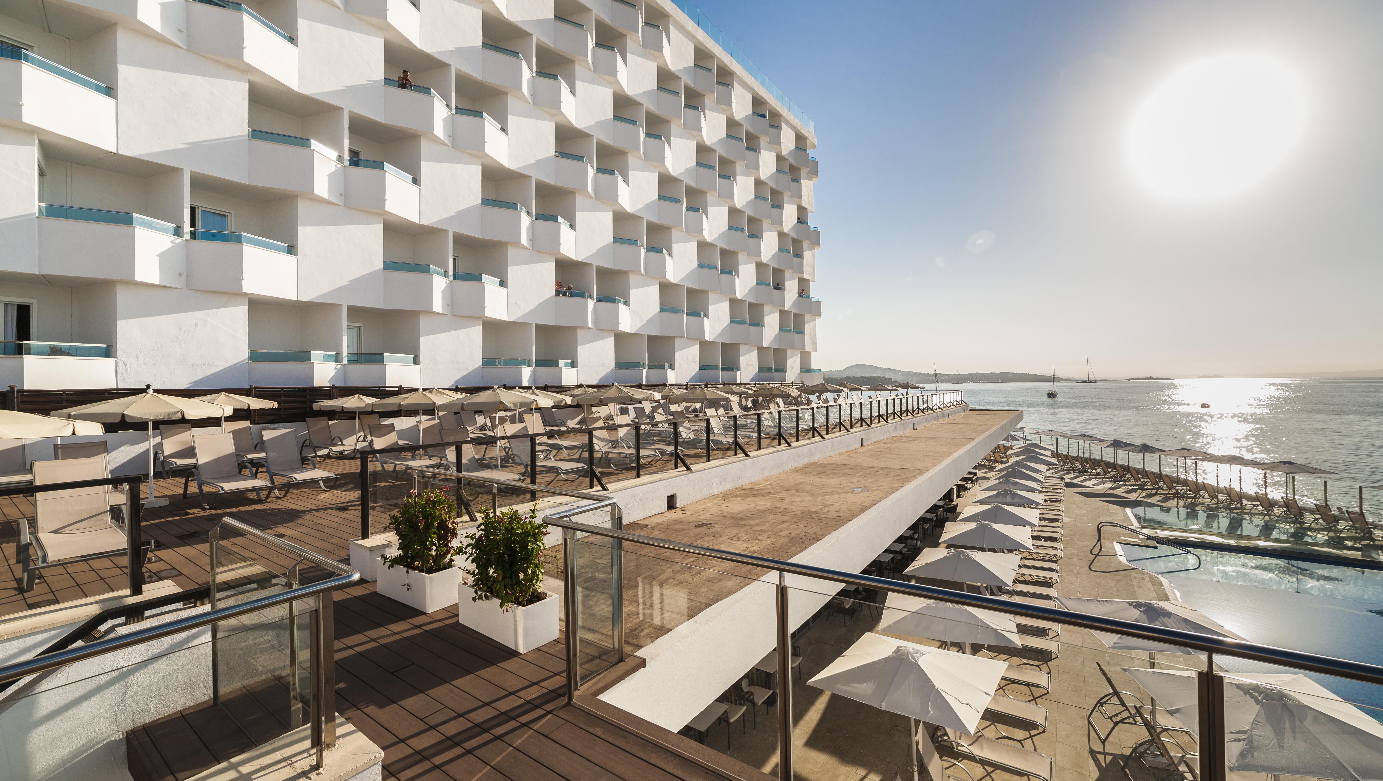 Hotel Globales Santa Lucia - Adults Only 18