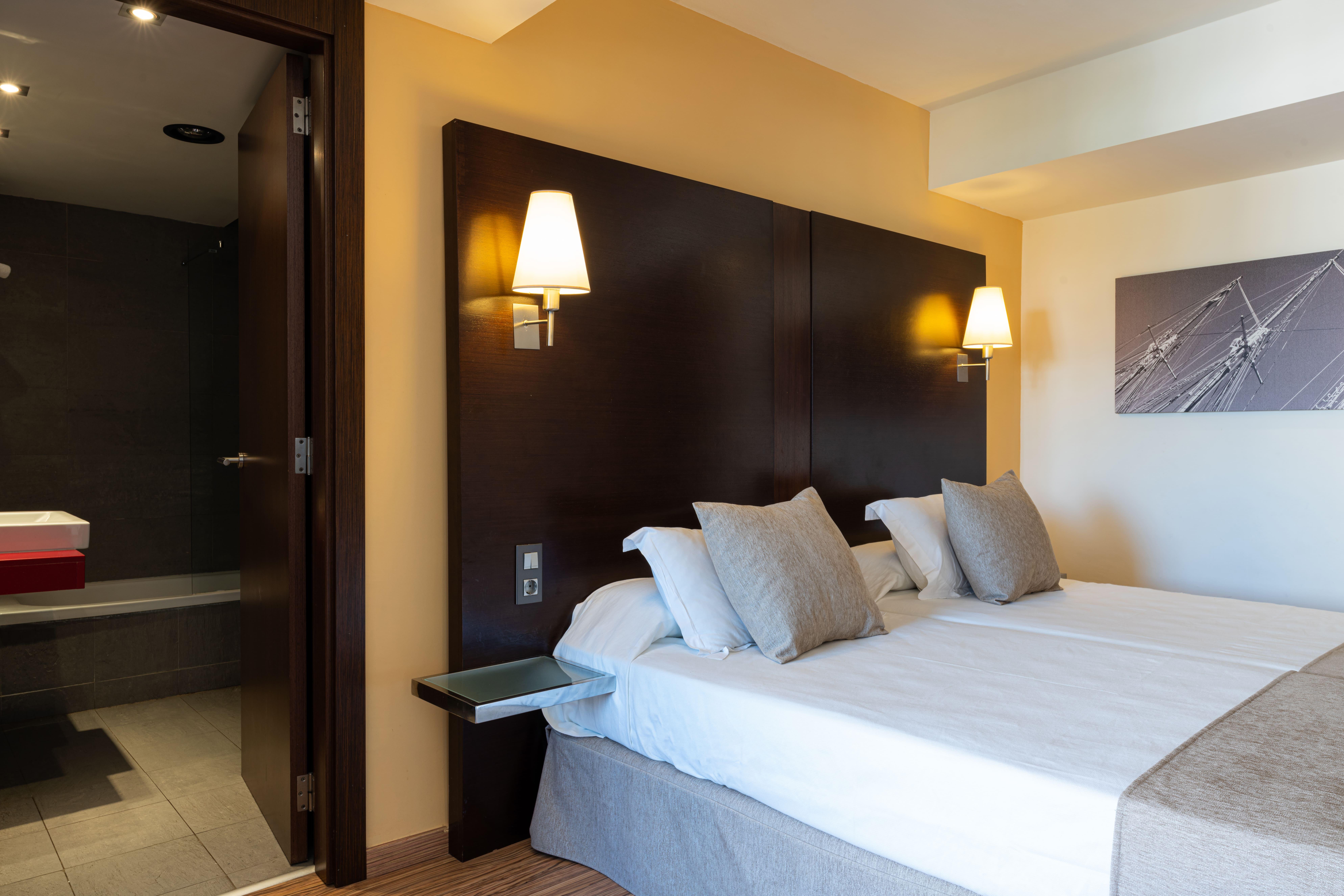 Nautic & Hotel