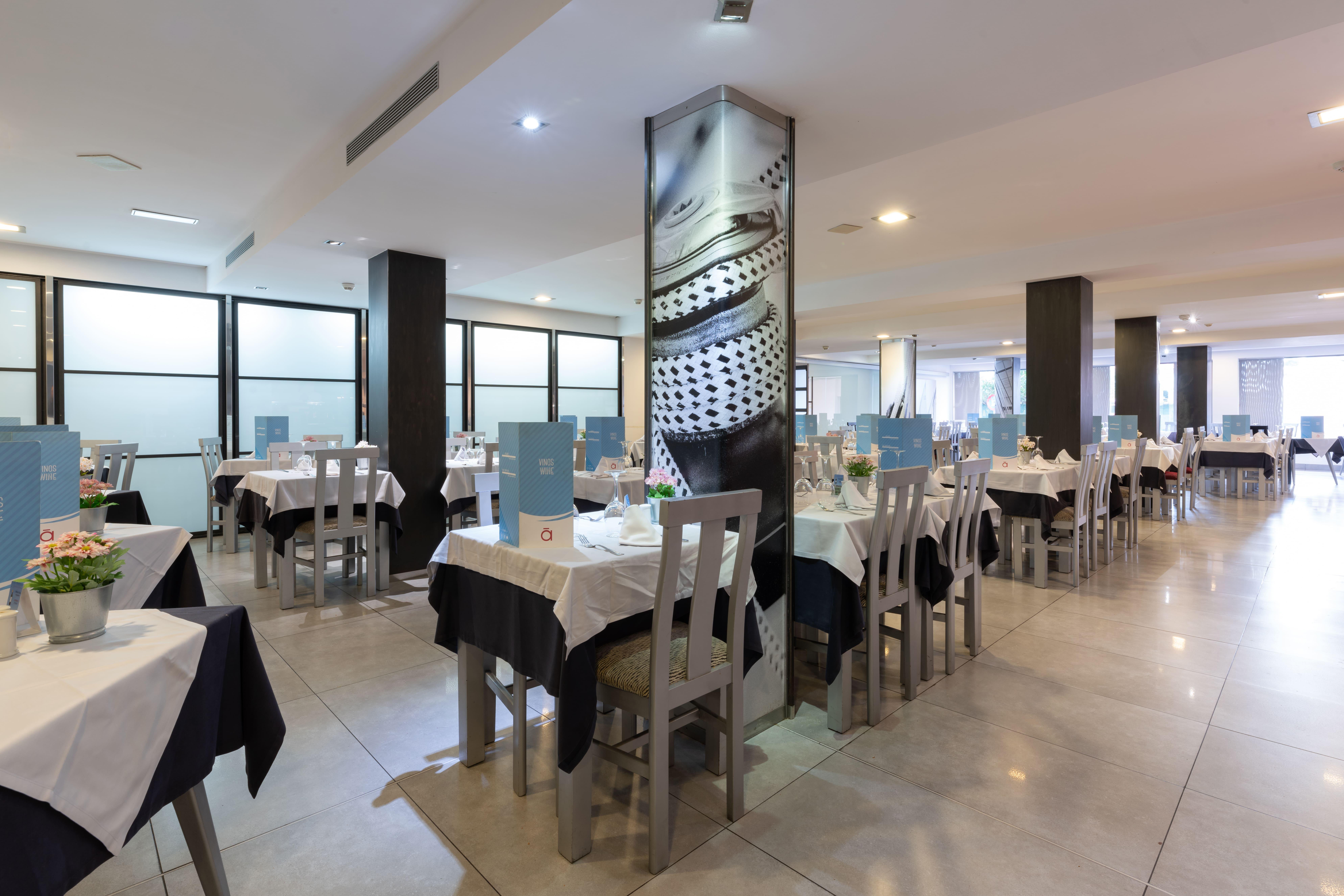 Hotel Nautic & 4*