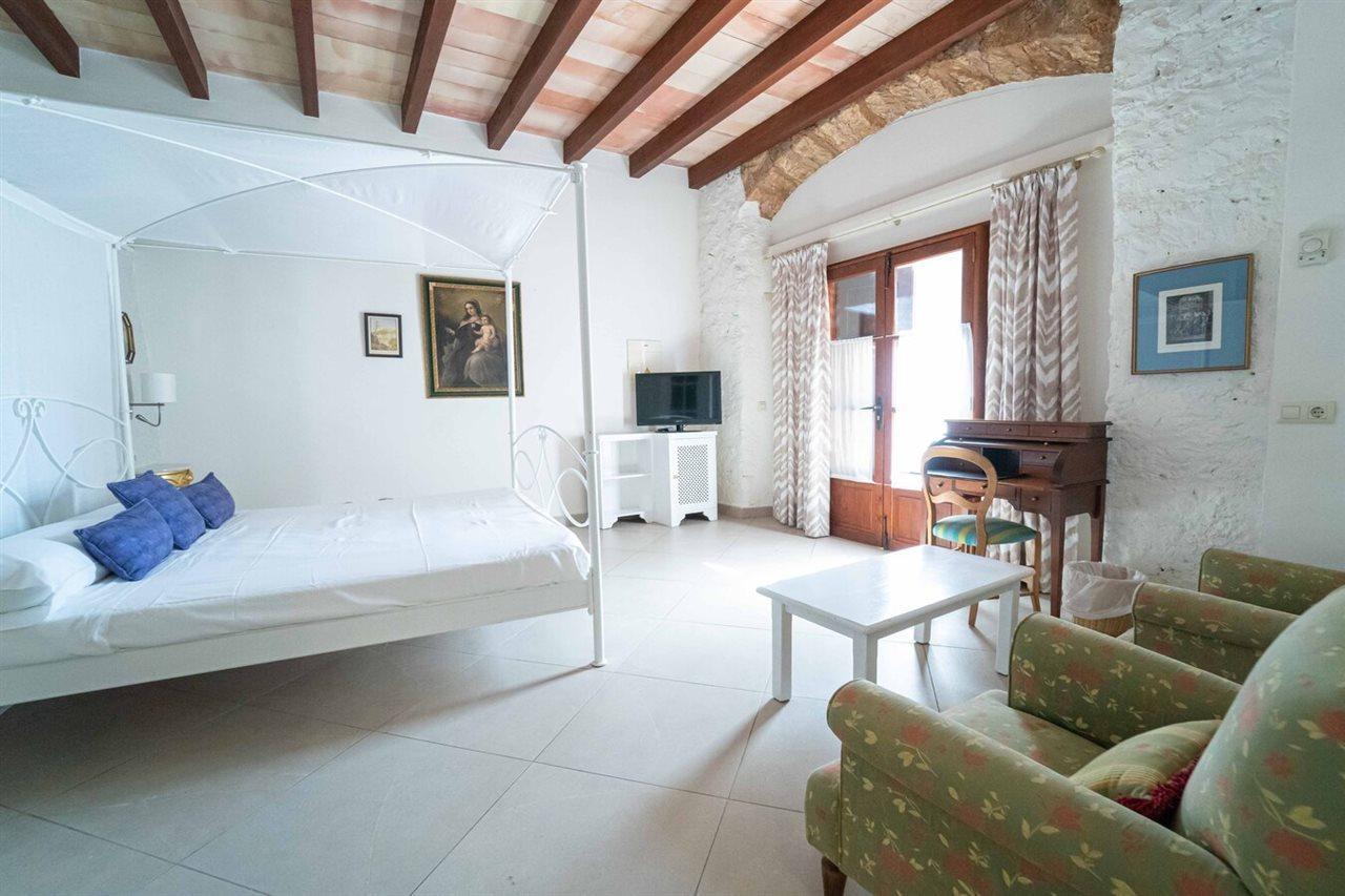Rural S'olivaret & Hotel Alaro