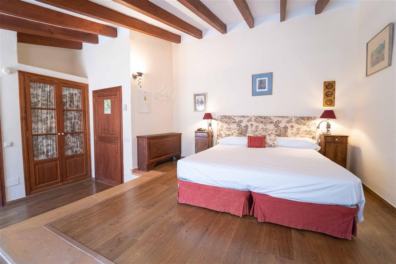 Rural S'olivaret & Hotel 4*