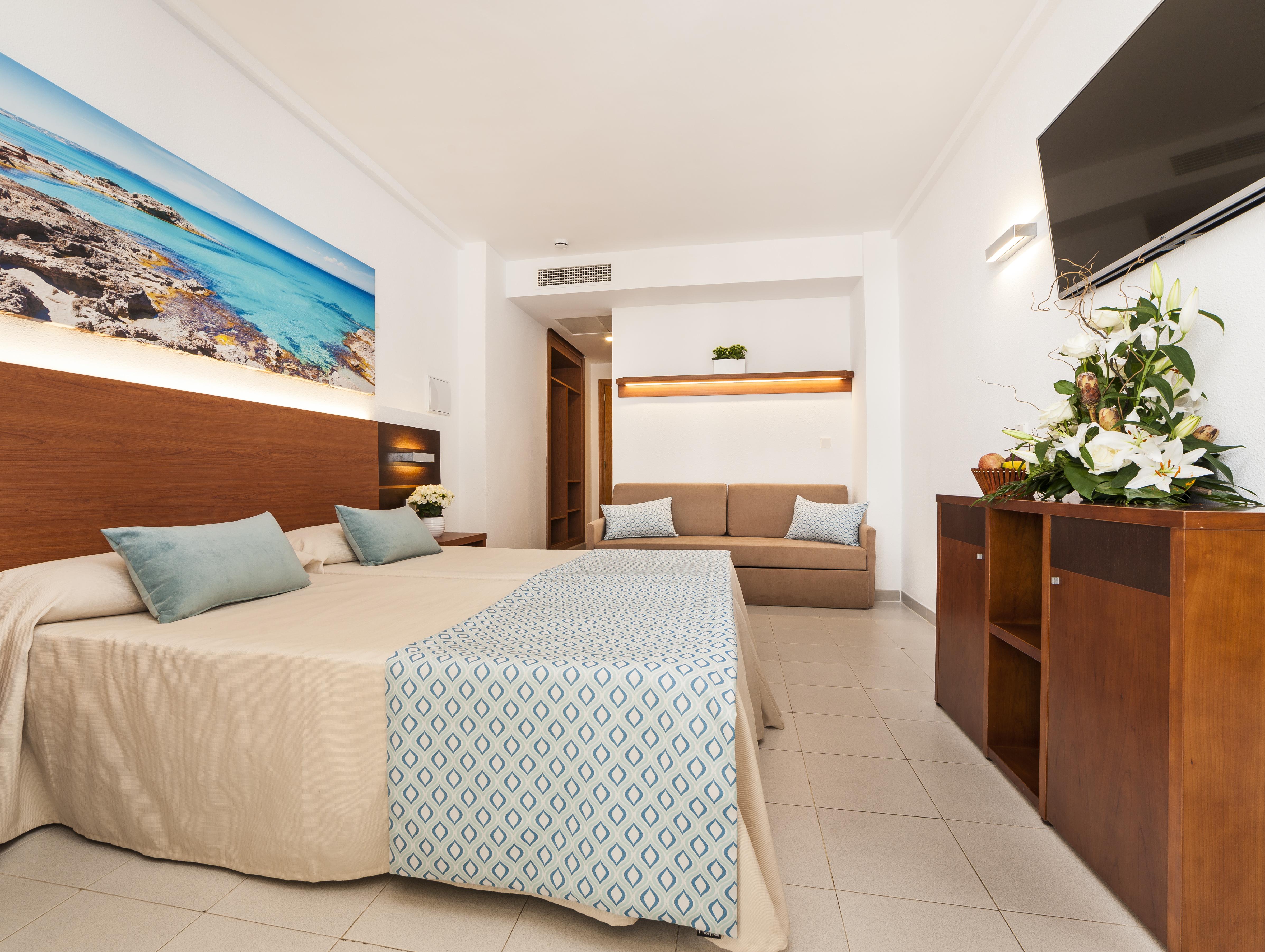 Apartahotel Globales Bouganvilla Sa Coma (Mallorca)
