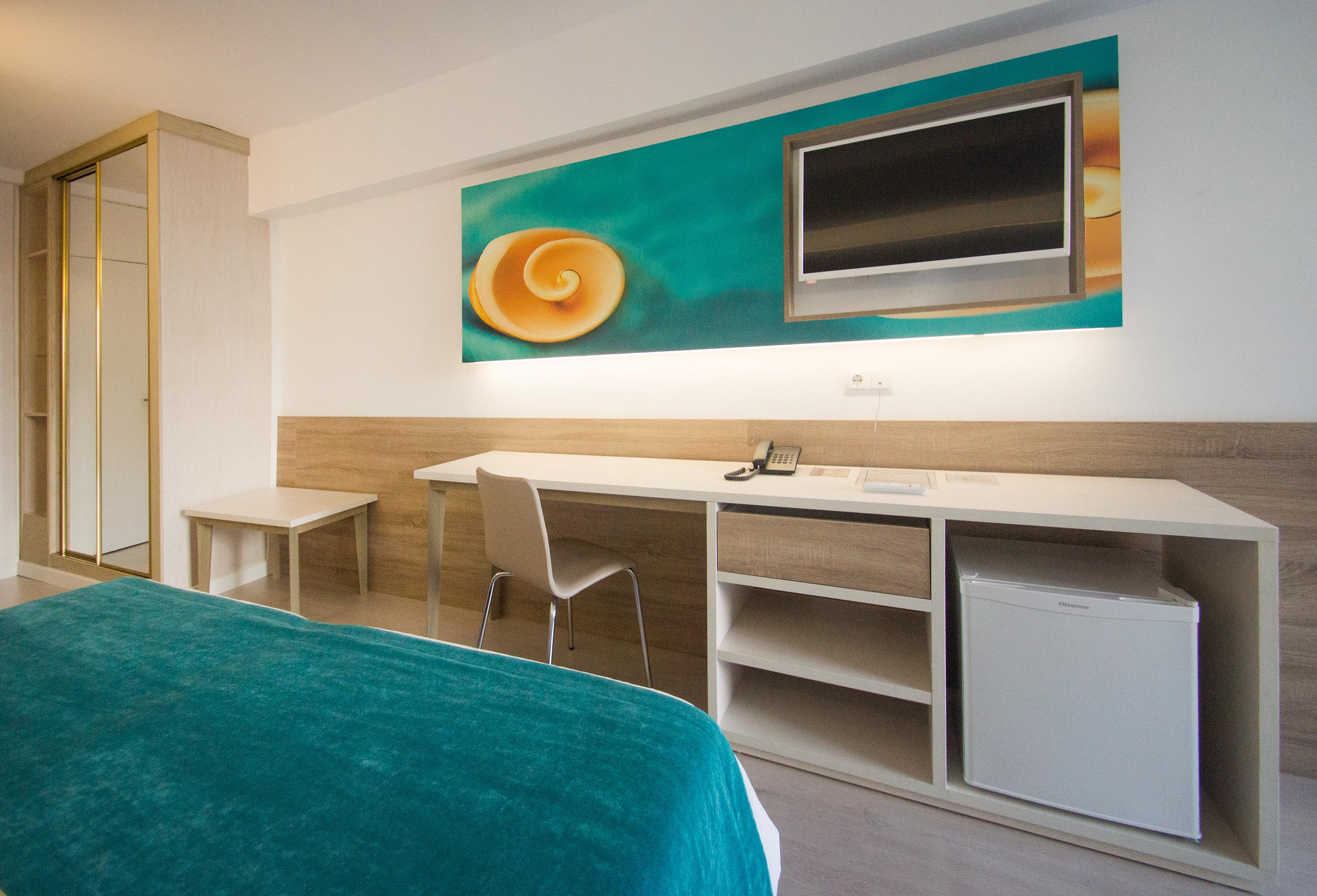 Globales Panama - Adults Only