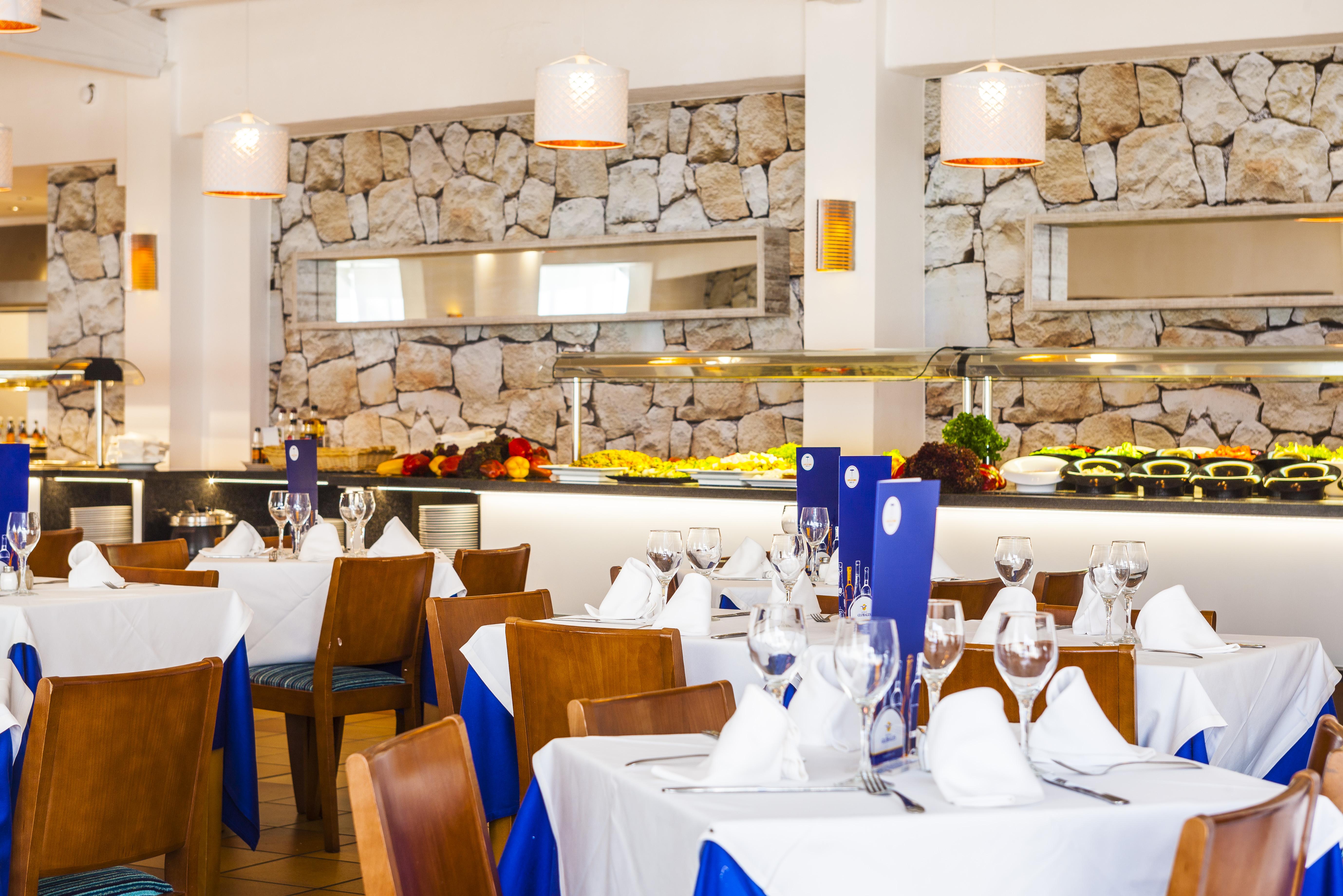 Globales Bouganvilla Apartahotel