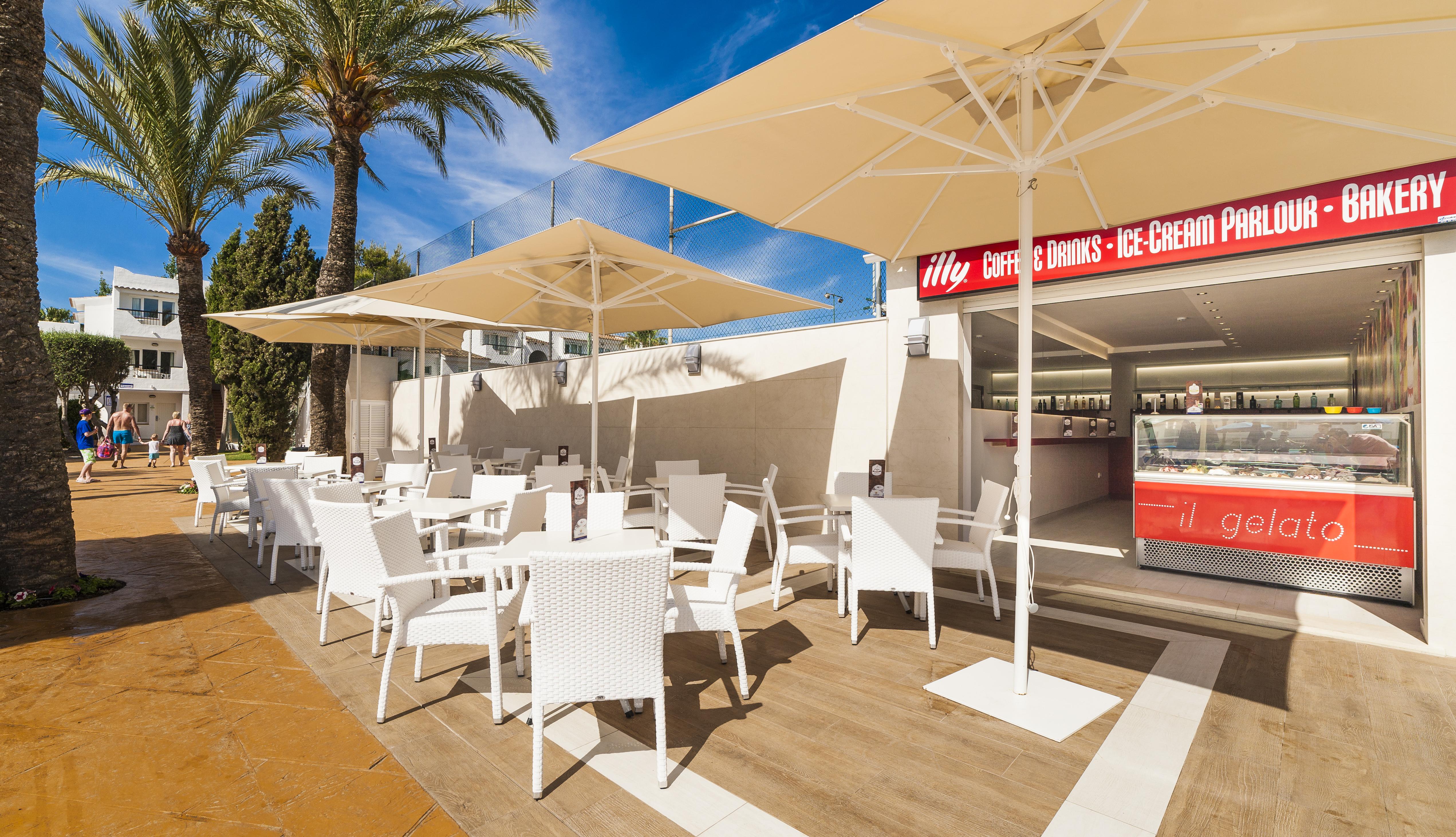 Globales Bouganvilla Apartahotel Sa Coma (Mallorca)