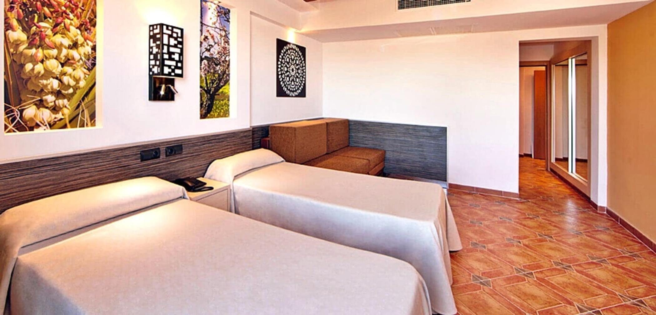 Mll Palma Bay Club Resort 3*