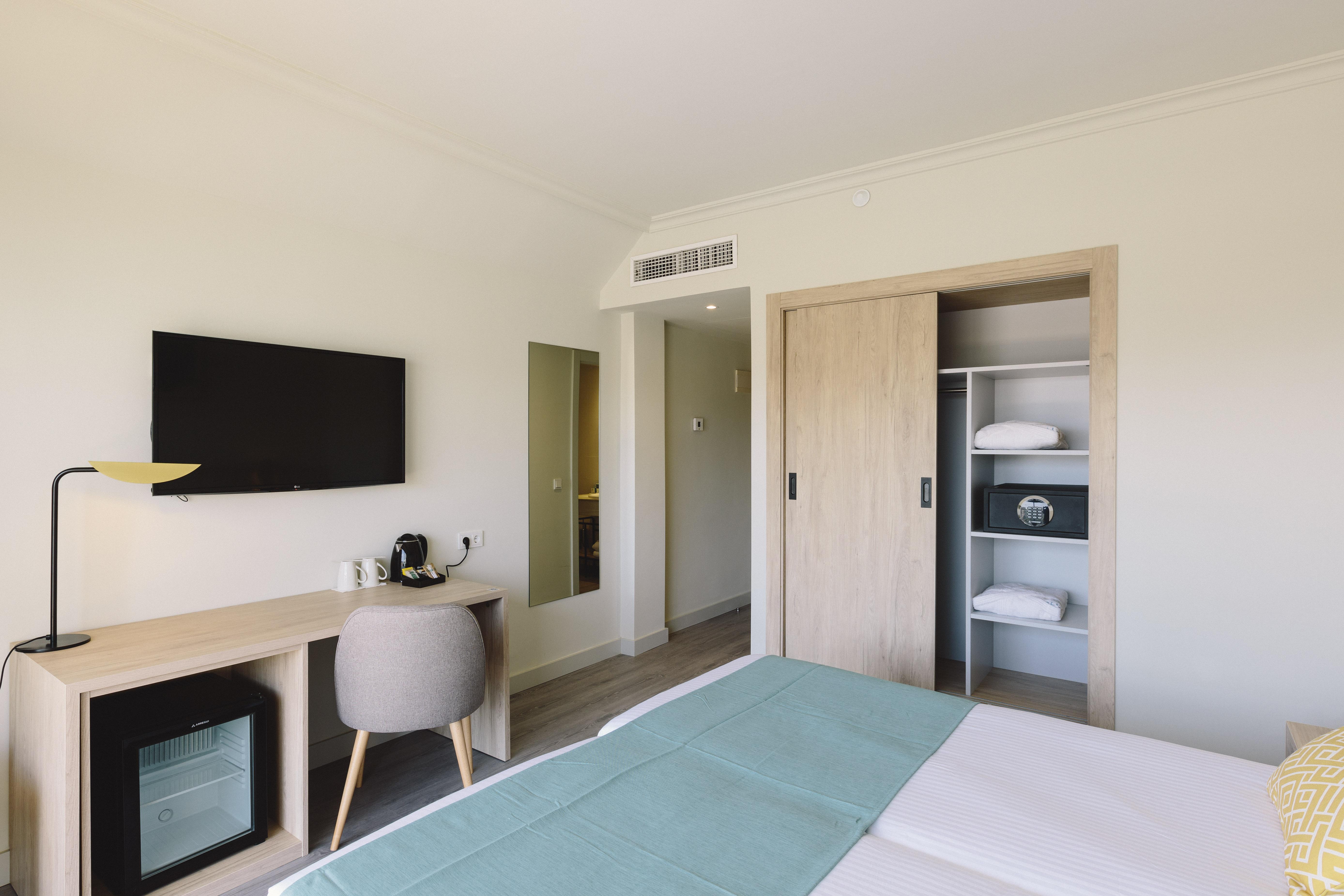Hotel Aluasoul Palma Adults Only 4*