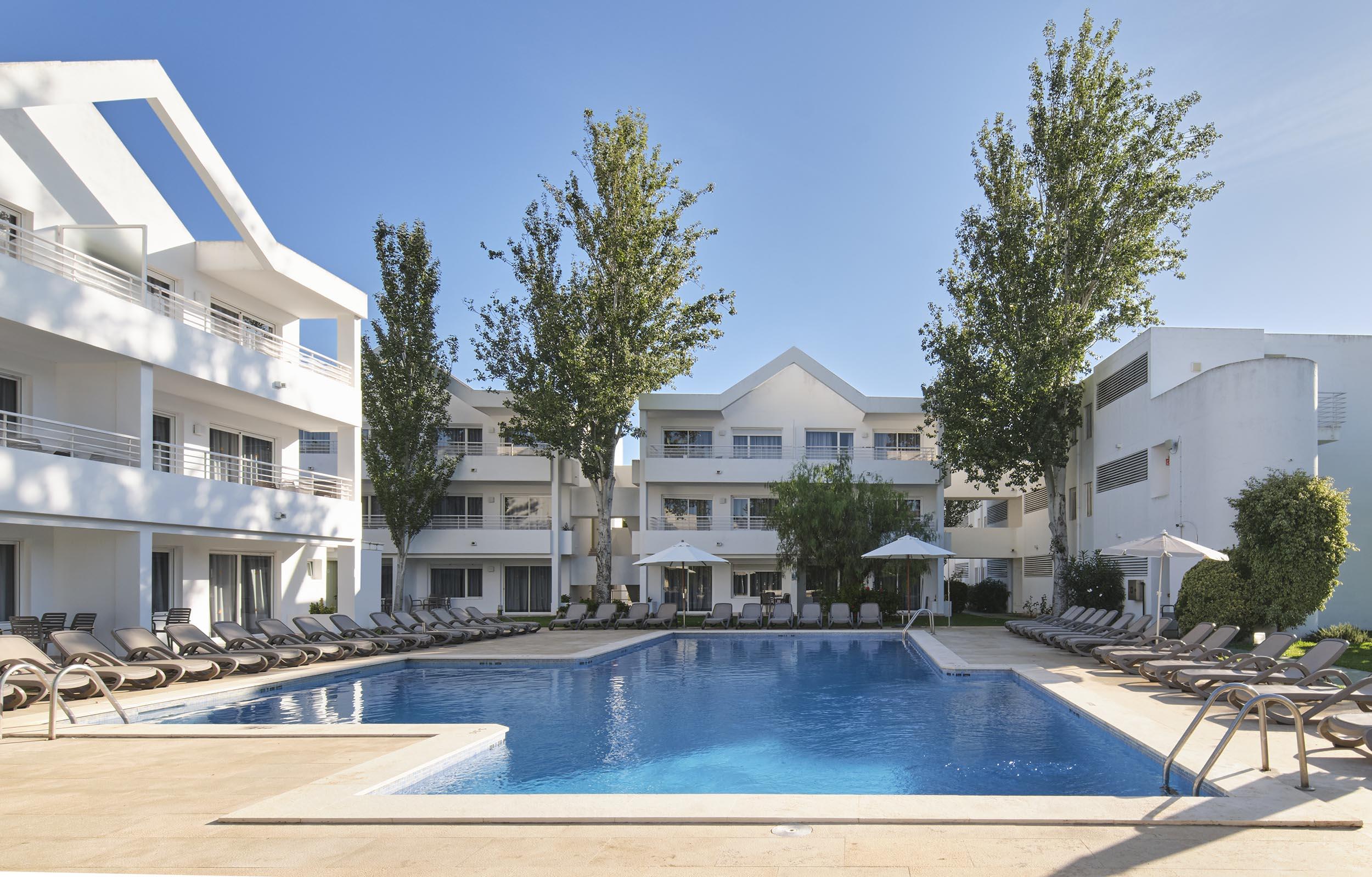 Apartahotel Duvabitat 3*
