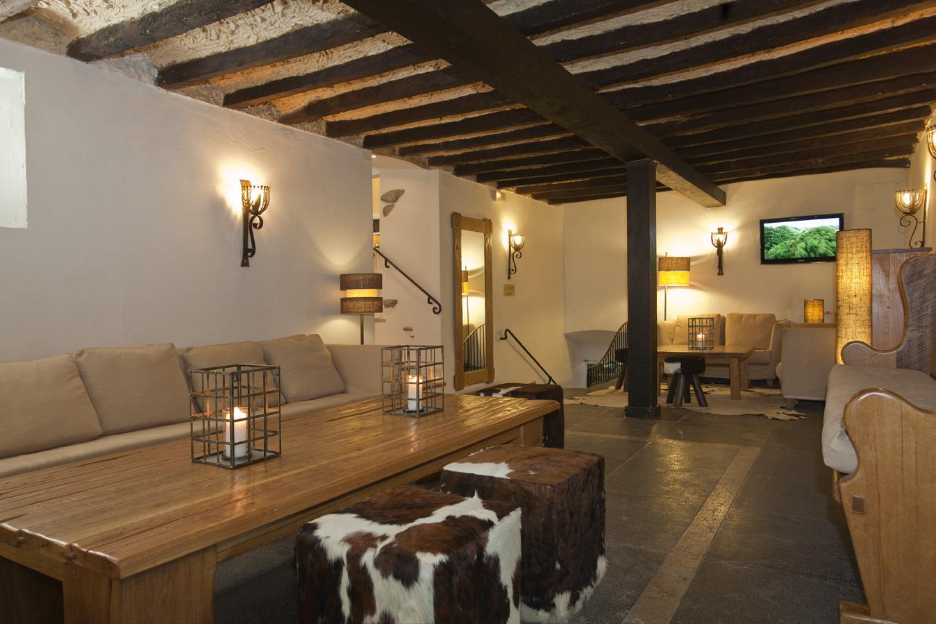 Hotel Es Port 4*