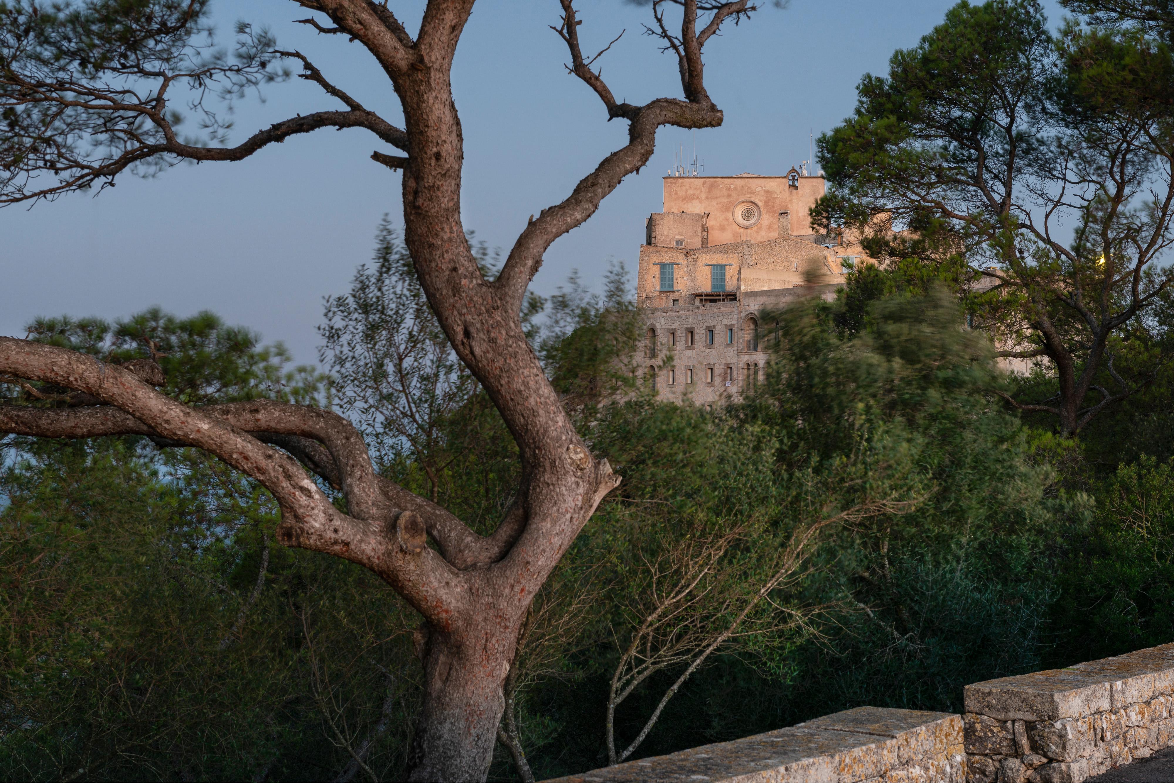 Petit Hostatgeria Sant Salvador Hotel