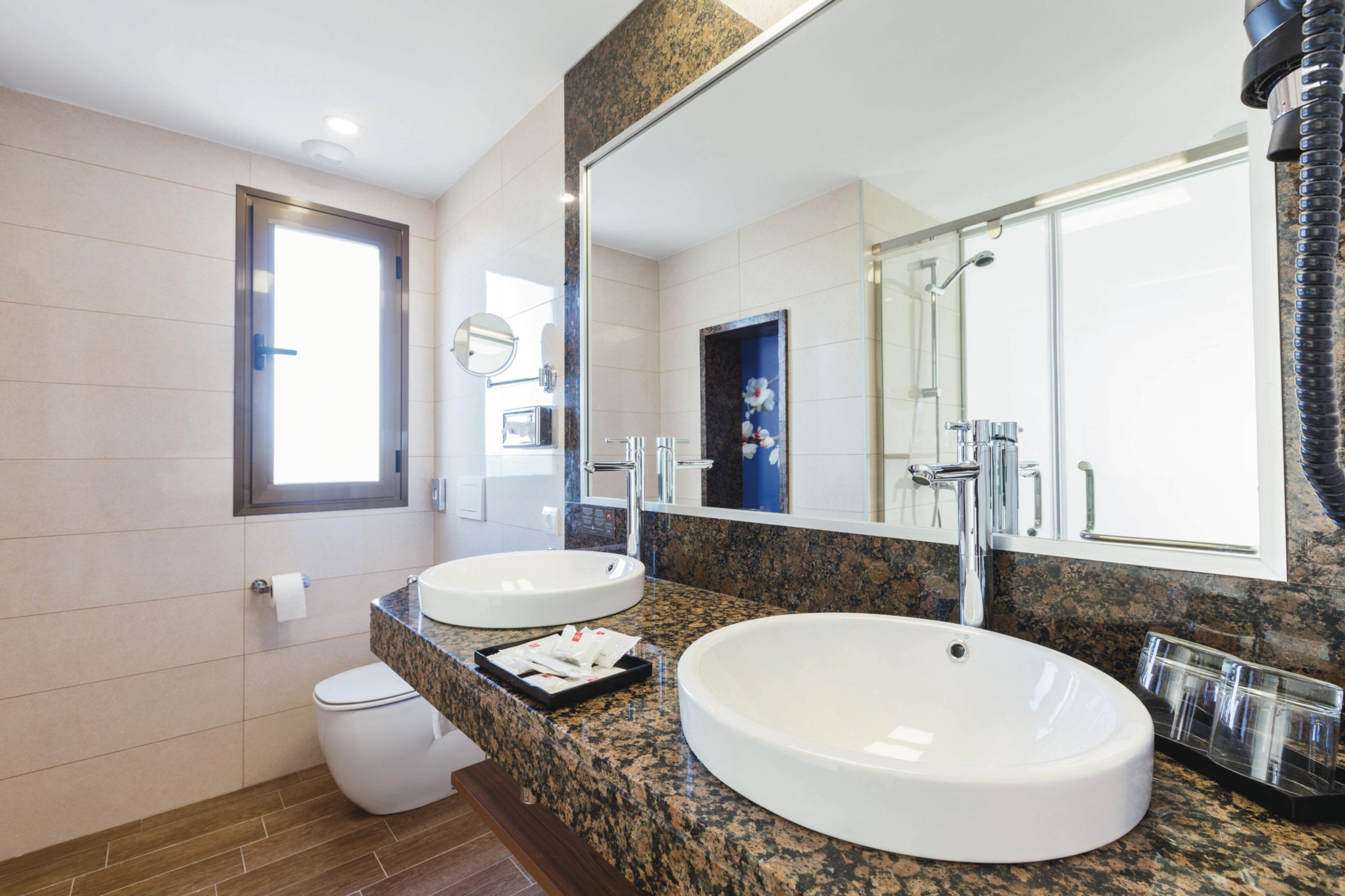 Riu Bravo Hotel 4*