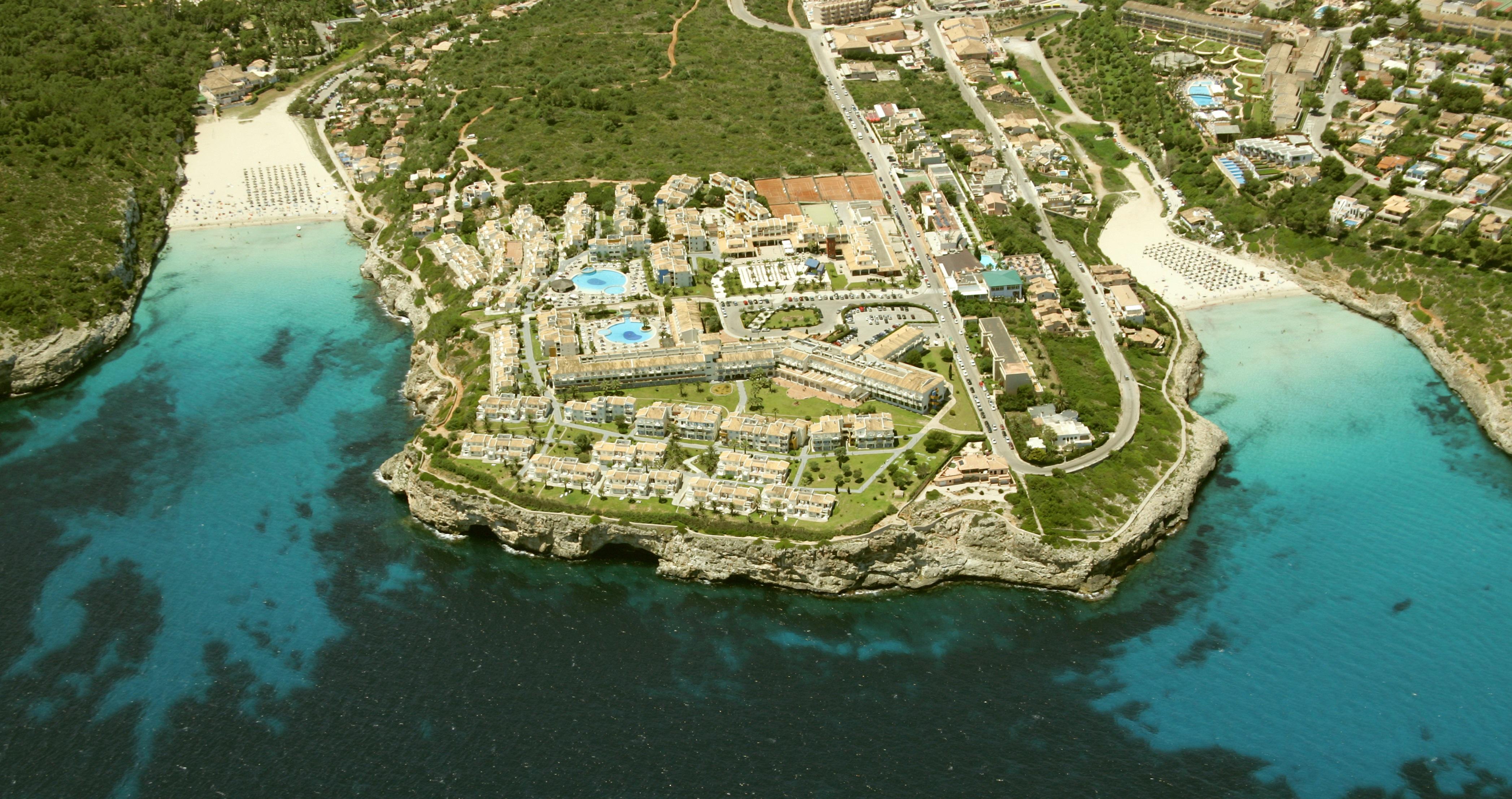 Hotel Blau Punta Reina Family 4*