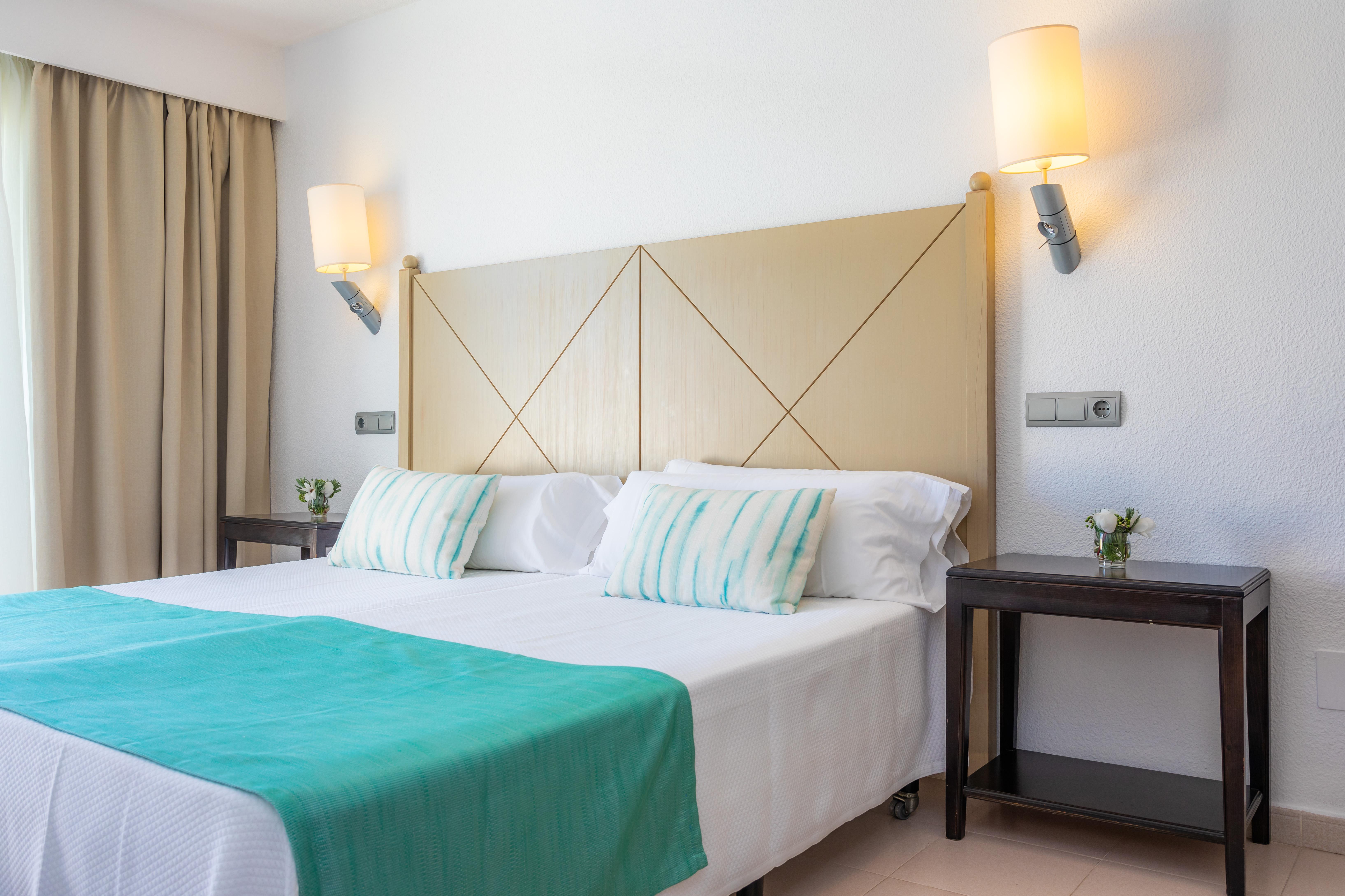 Blau Punta Reina Family Hotel Cala Mandia (Mallorca)