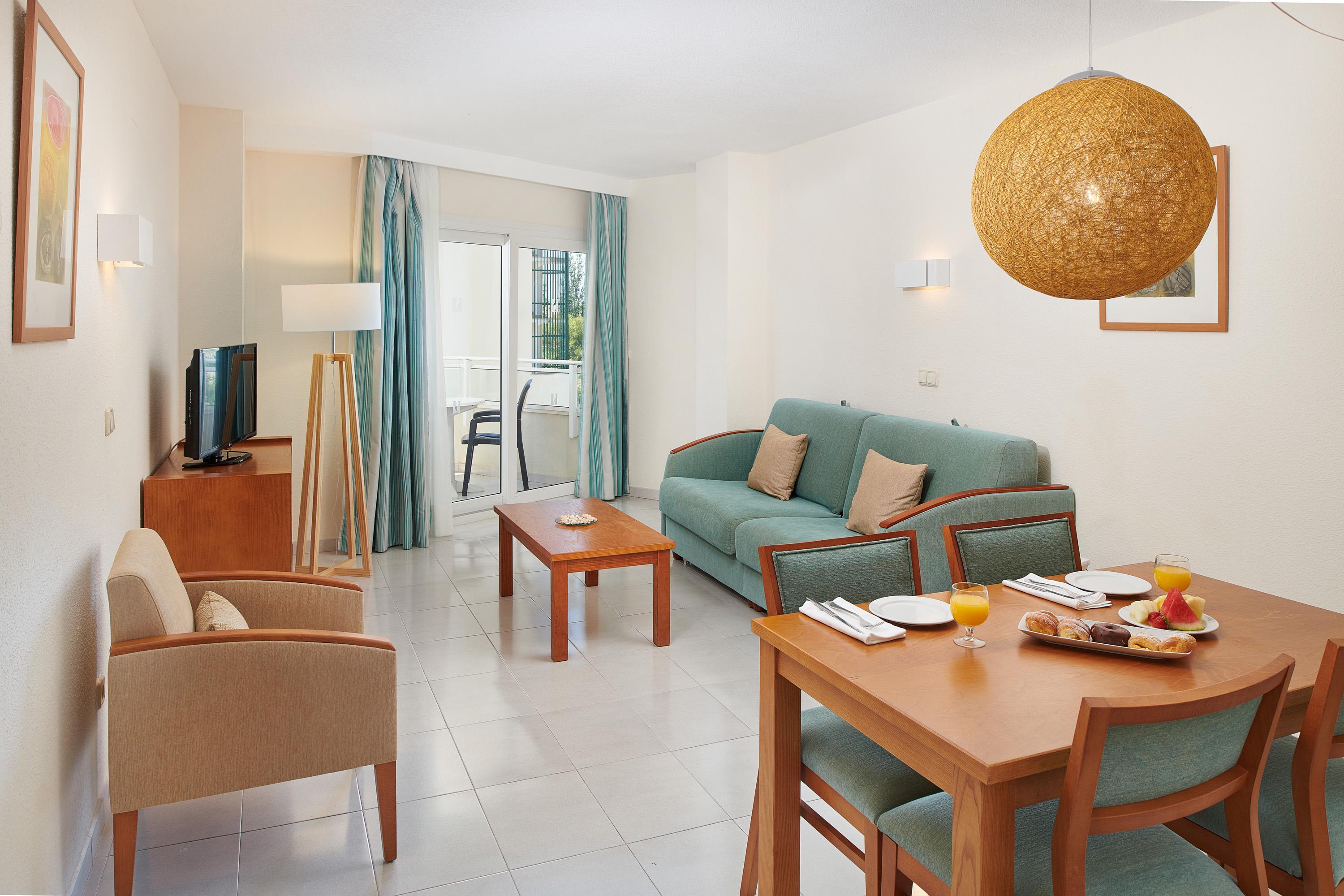 Hipotels Coma Gran Hotel