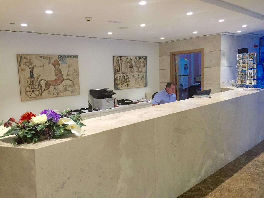 Luxor Hotel