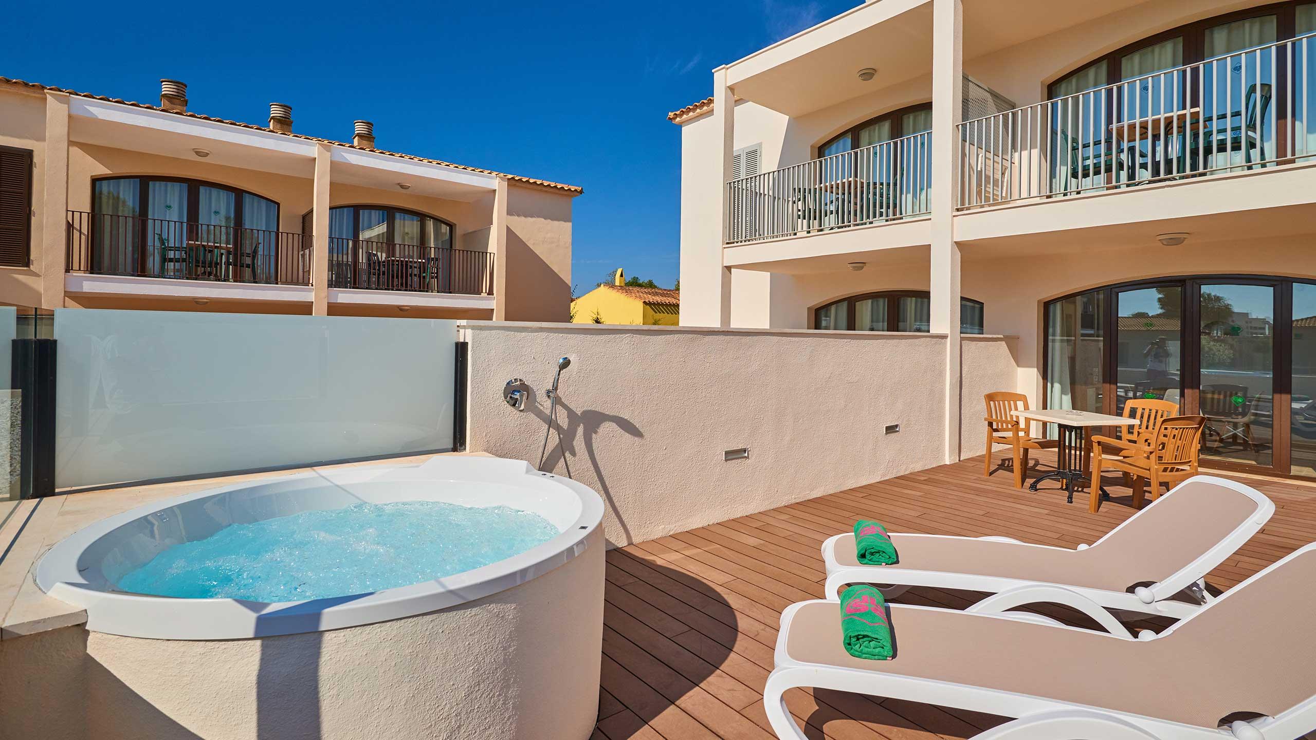 Protur Floriana 3* Sup Aparthotel
