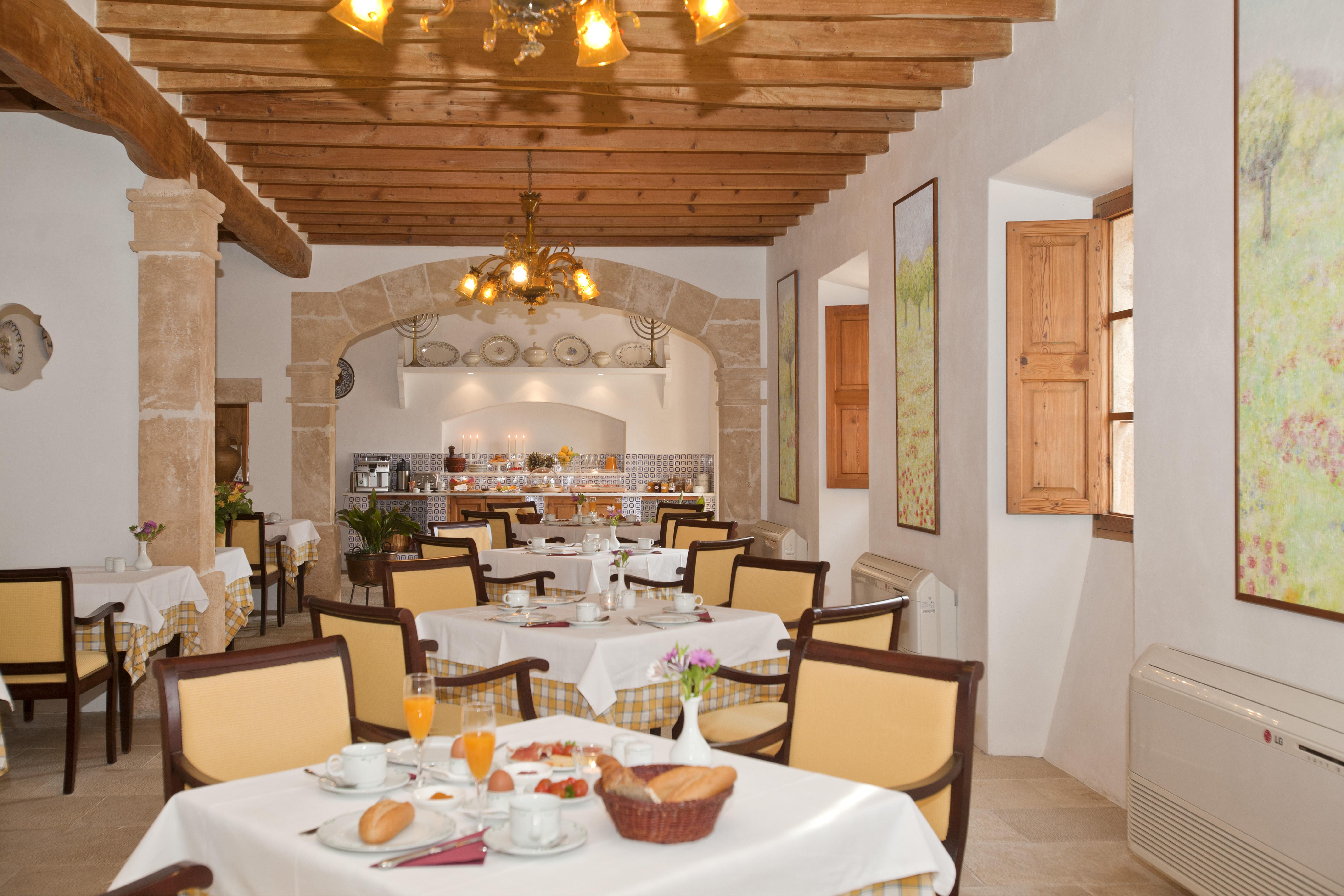 Estades Hotel 4*