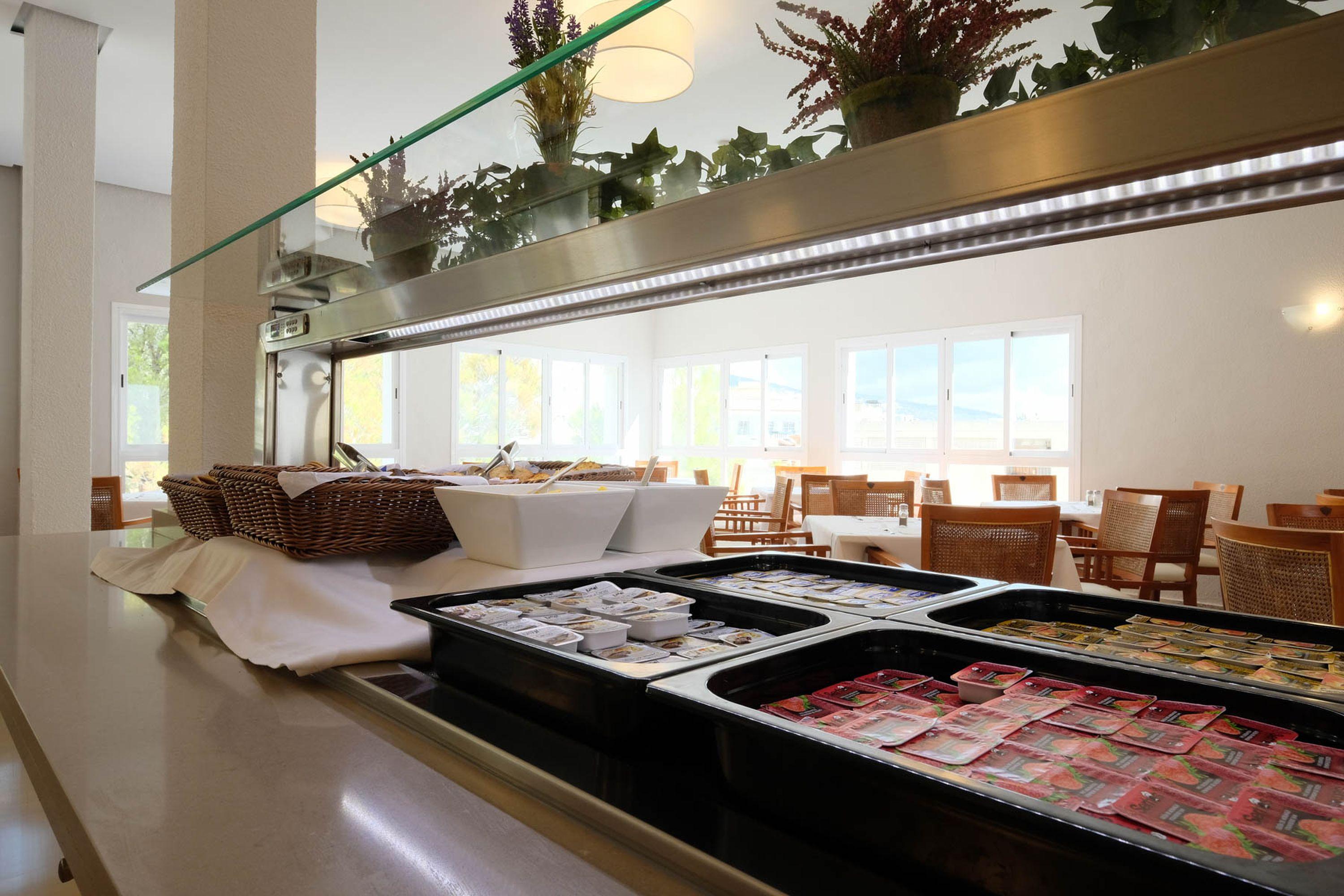 Azuline Garden Hotel