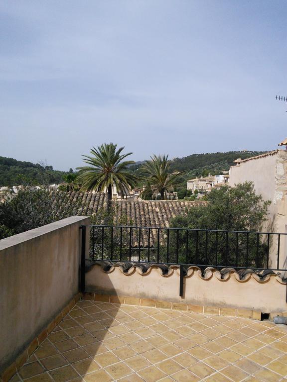 Tramuntana Suites Bed and breakfast