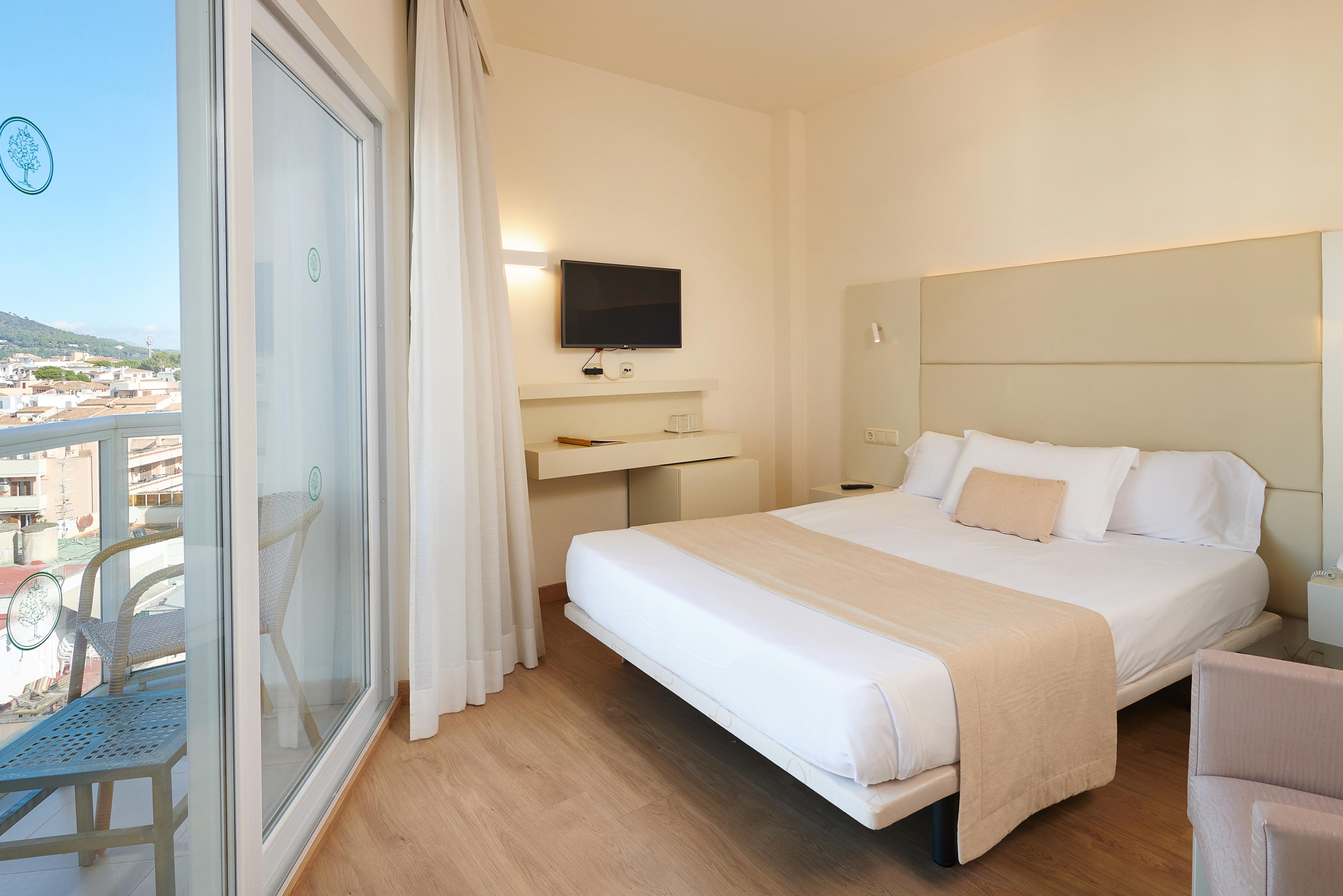 Sabina And Cala Millor (Mallorca)