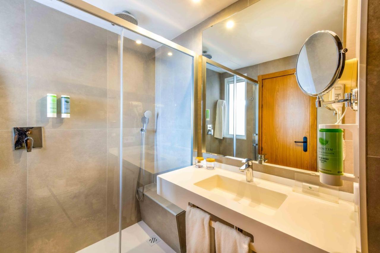 Valentin Reina Hotel 4*