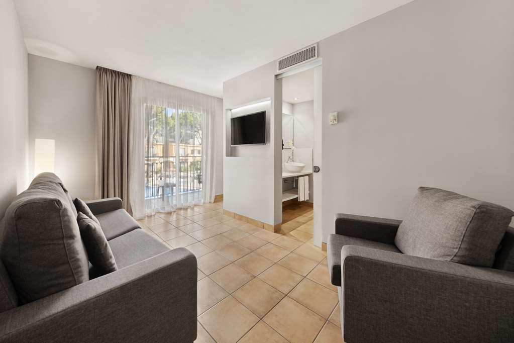 Hotel Occidental Playa De Palma 4*