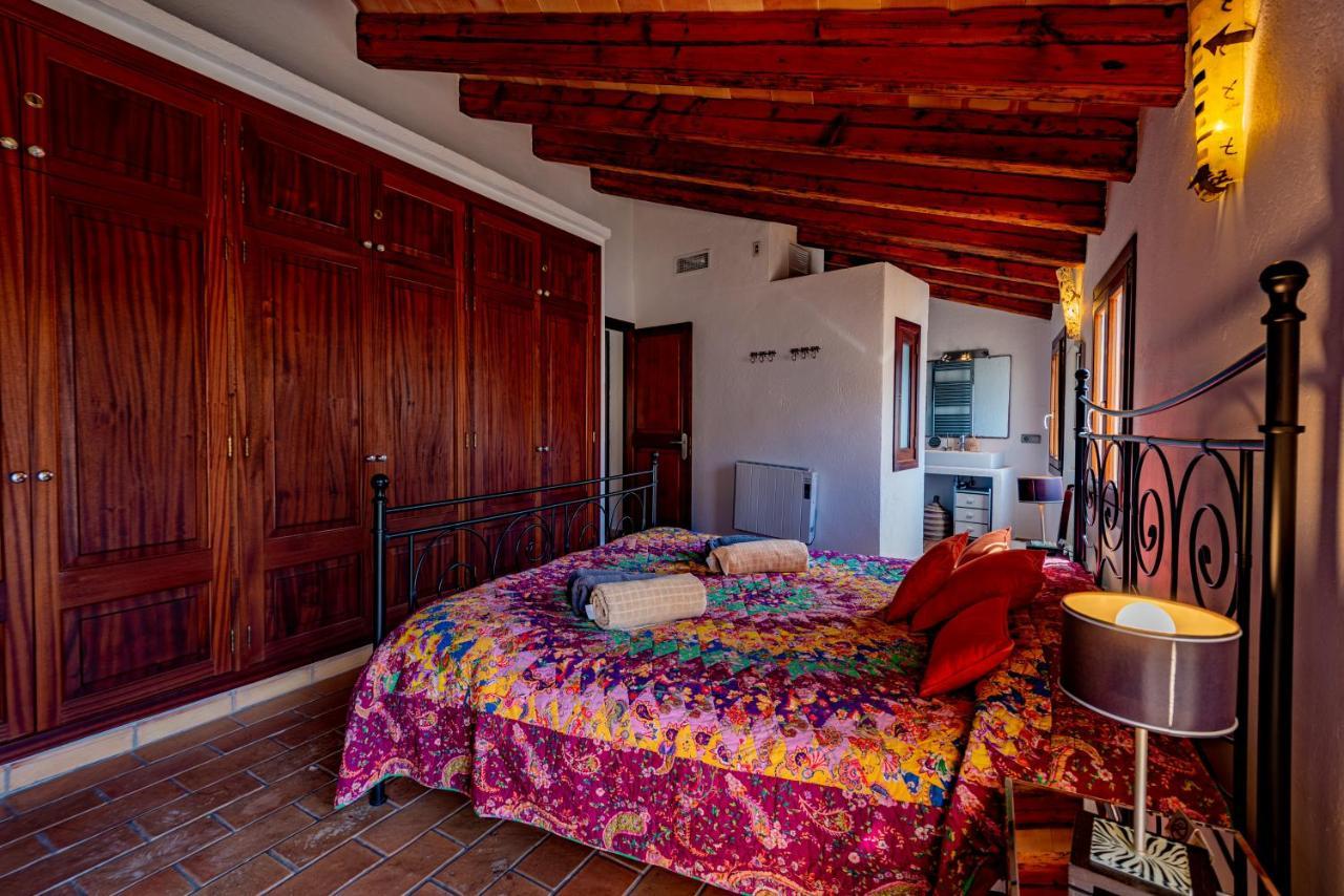 Albuqassim A Modern Townhouse In Pollensa, With Heated Pool *