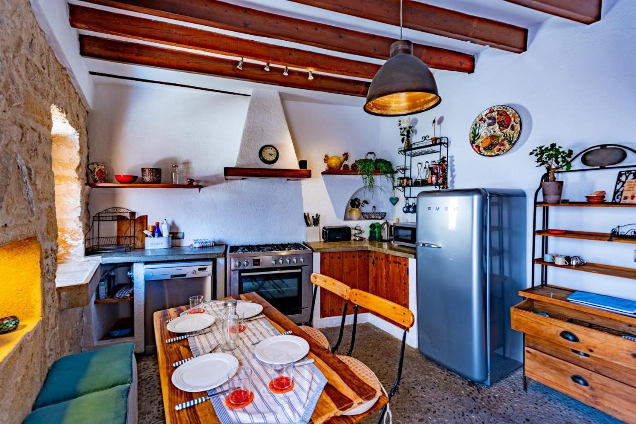 Albuqassim A Modern Townhouse In Pollensa, With Heated Pool Pollensa