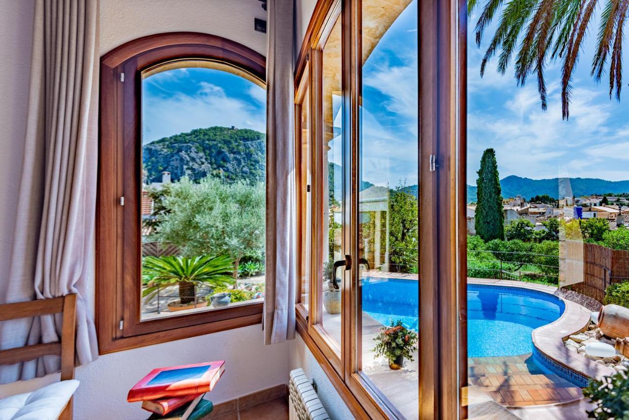 In Center Of With Pool And Jacuzzi Villa *