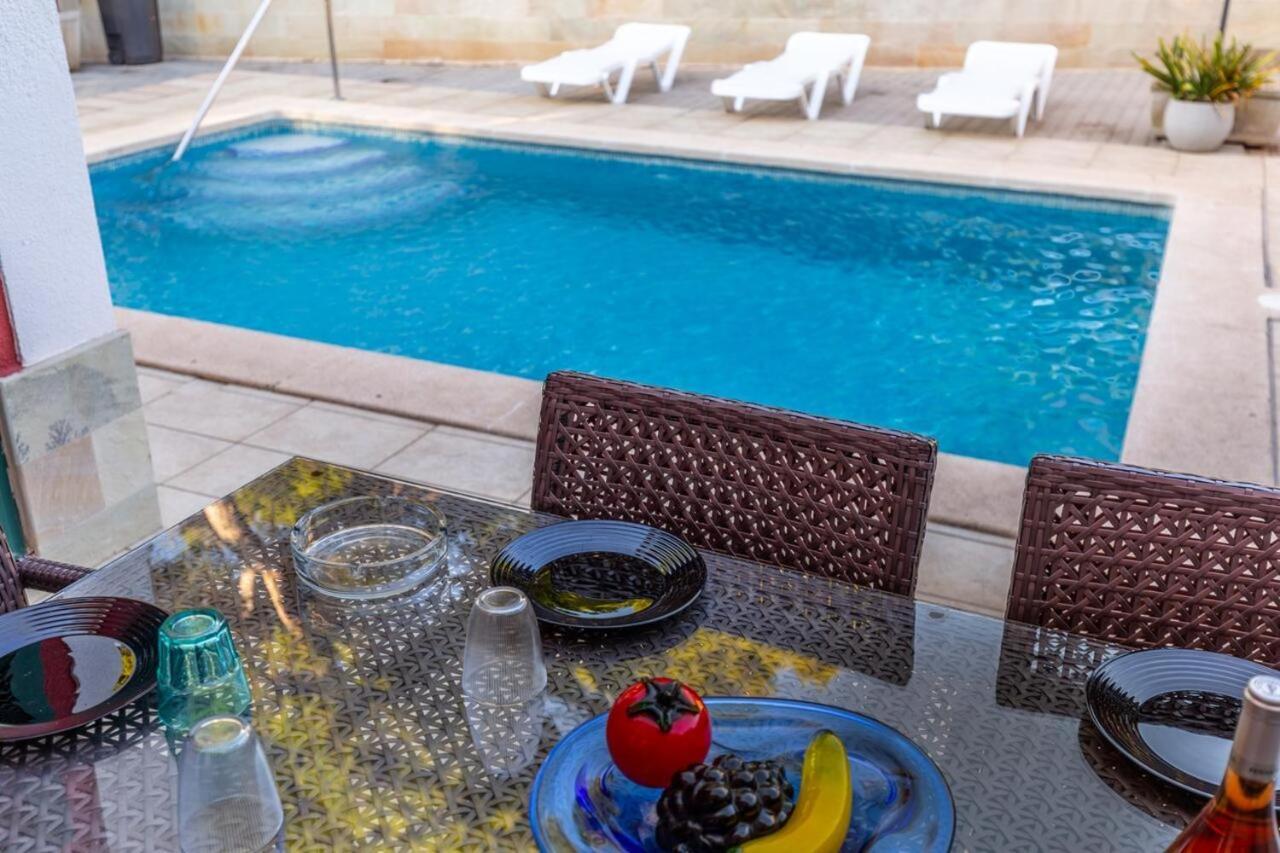 Villa Paradisiac In With Sea View And Private Pool