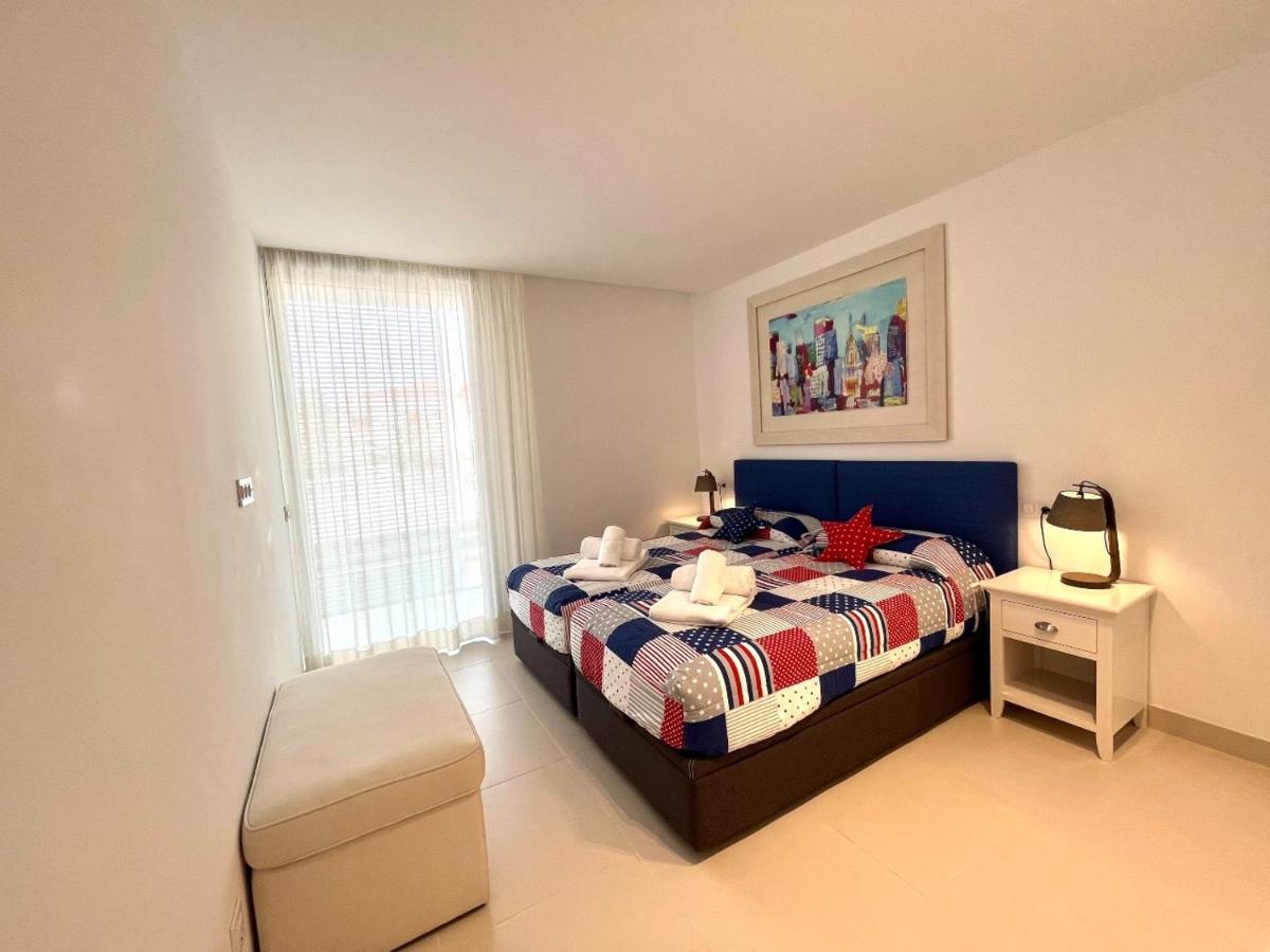 Apartamento Luxury Con Piscina,primera Línea De Playa *